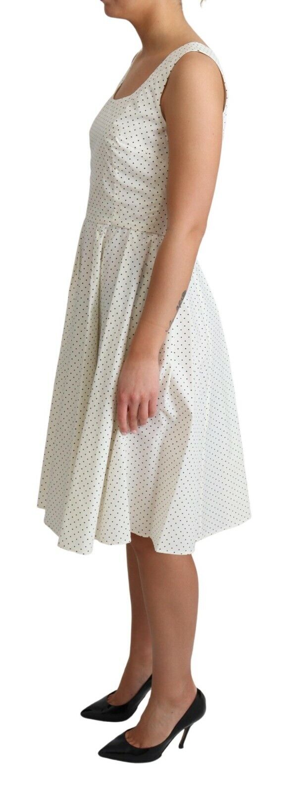 Weißes A-Linien-Kleid aus Baumwolle mit Punkten