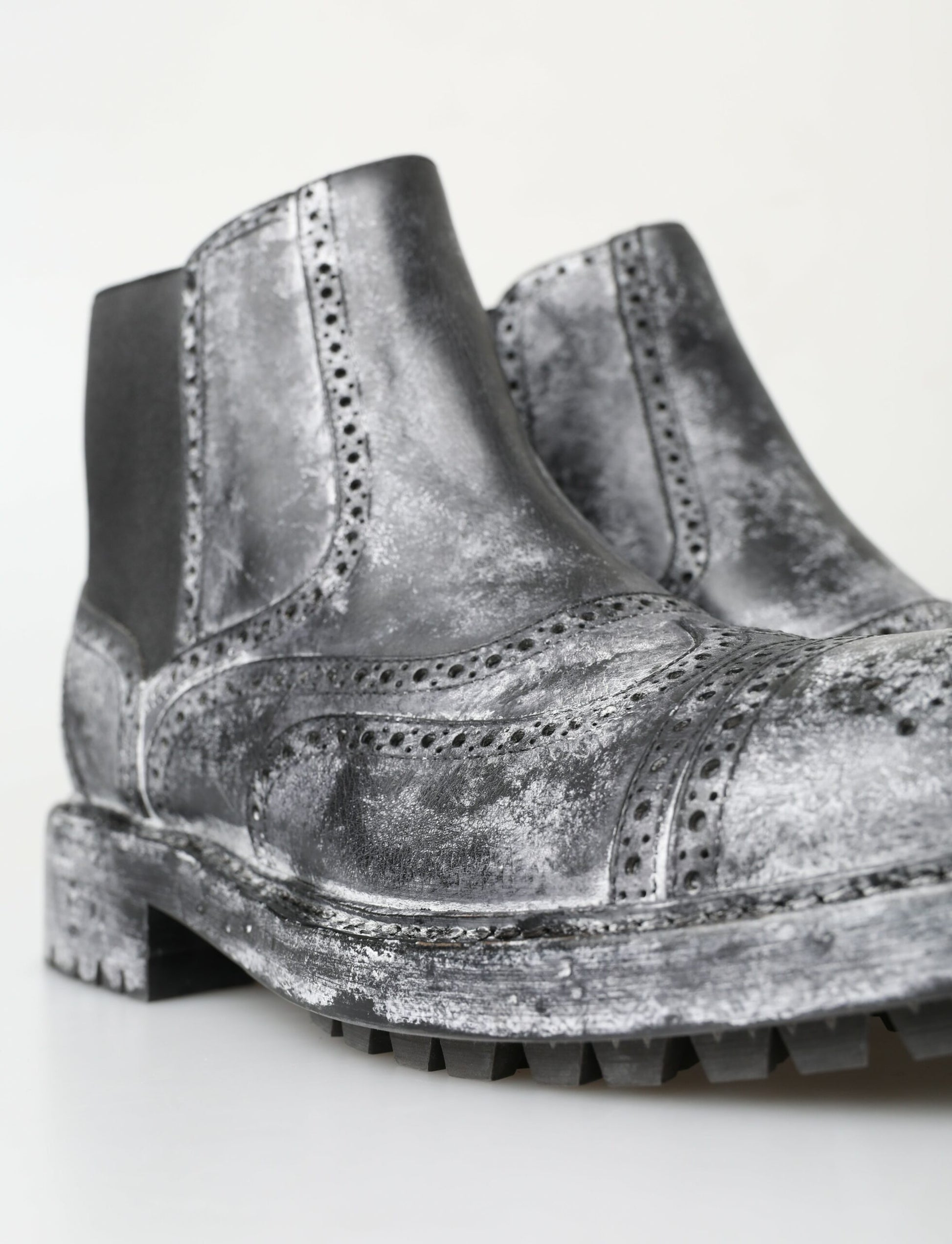 Schwarz-graue Lederstiefeletten