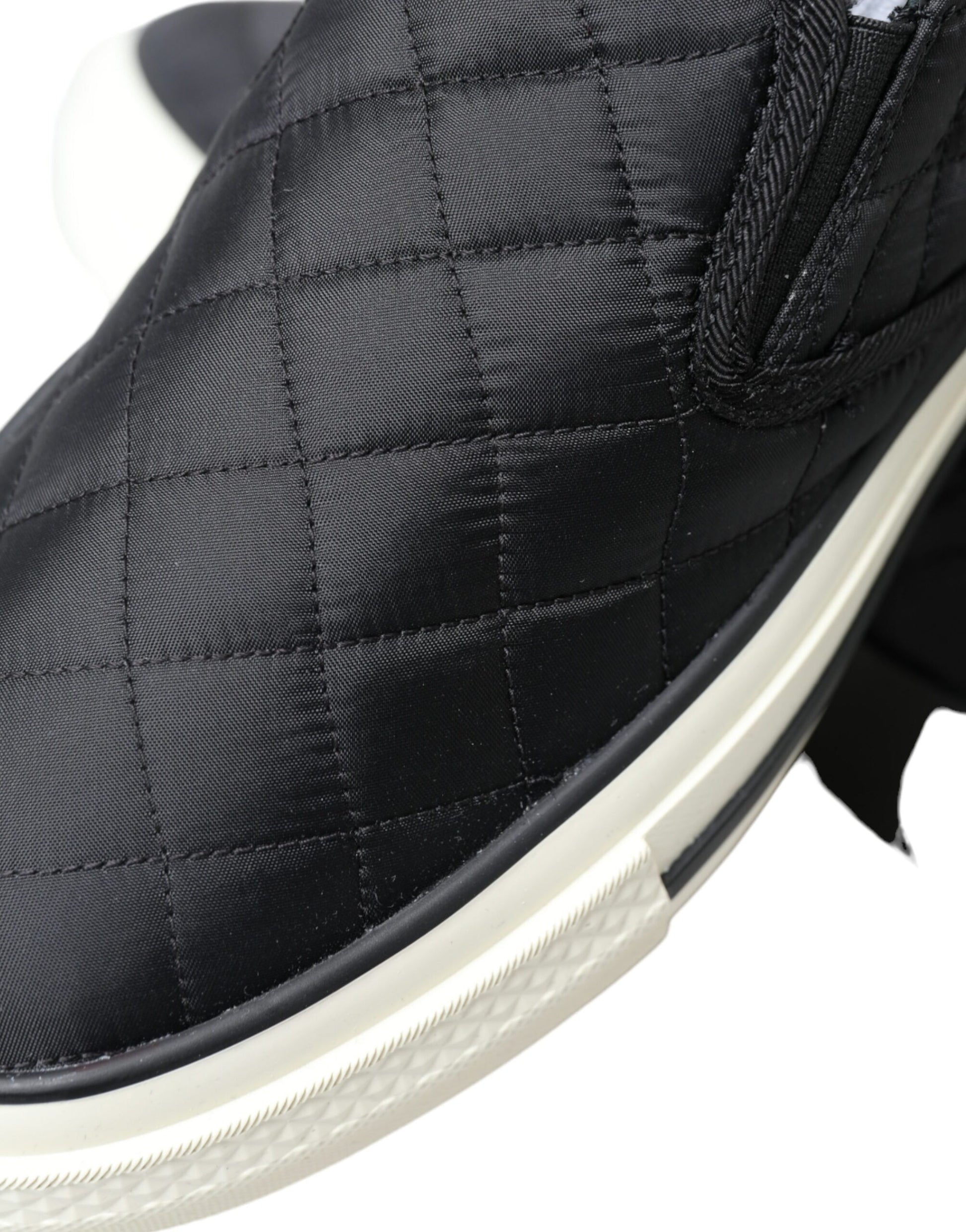 Schwarze gesteppte Slip-On Low Top Sneakers