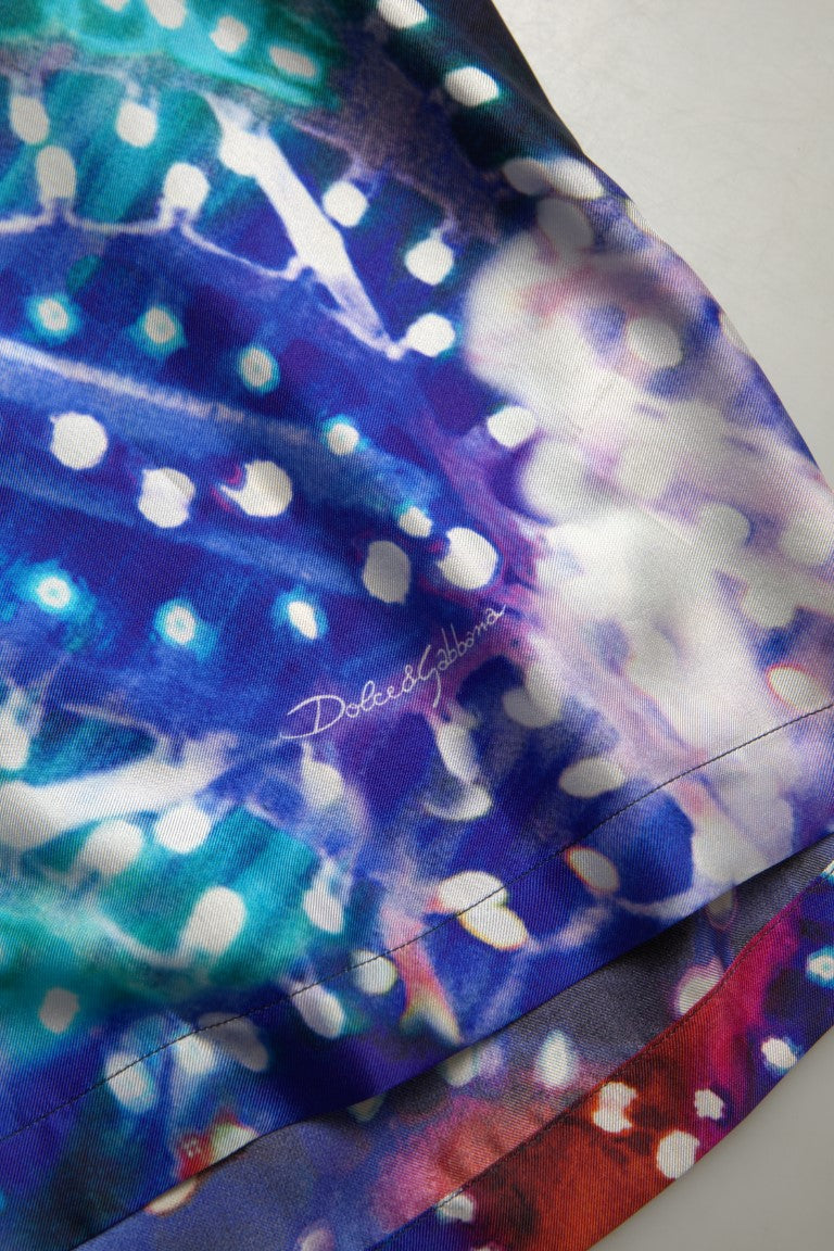 Mehrfarbiges Herren-Pyjamahemd aus Seide mit psychedelischem Print