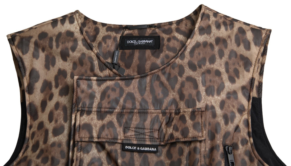 Ärmellose Sportbekleidung aus Seide mit Leopardenmuster in Braun
