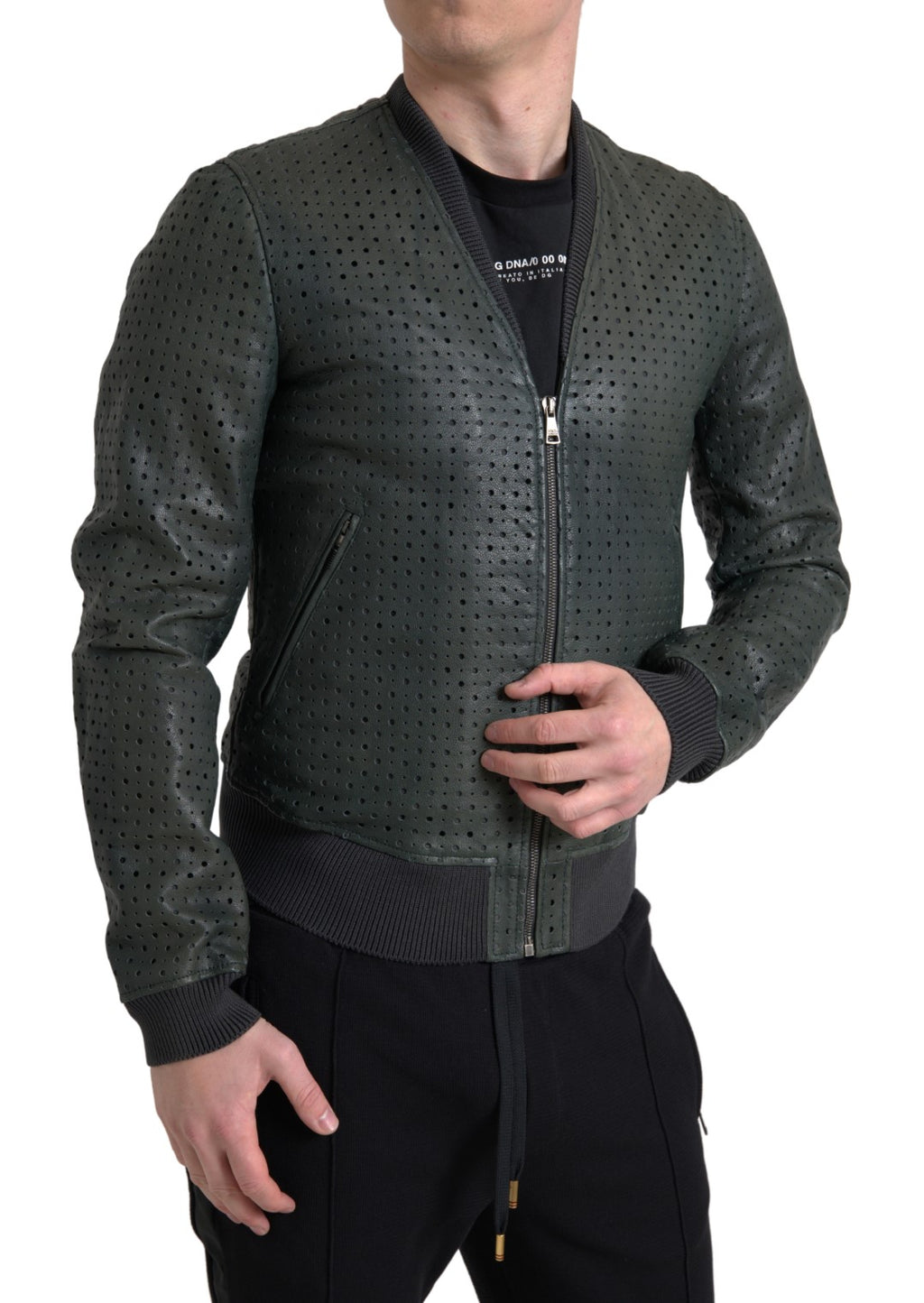 Grüne Bomberjacke aus perforiertem Leder