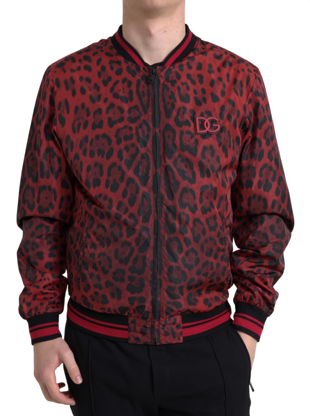 Rote Bomber-Kurzmanteljacke mit Leopardenmuster