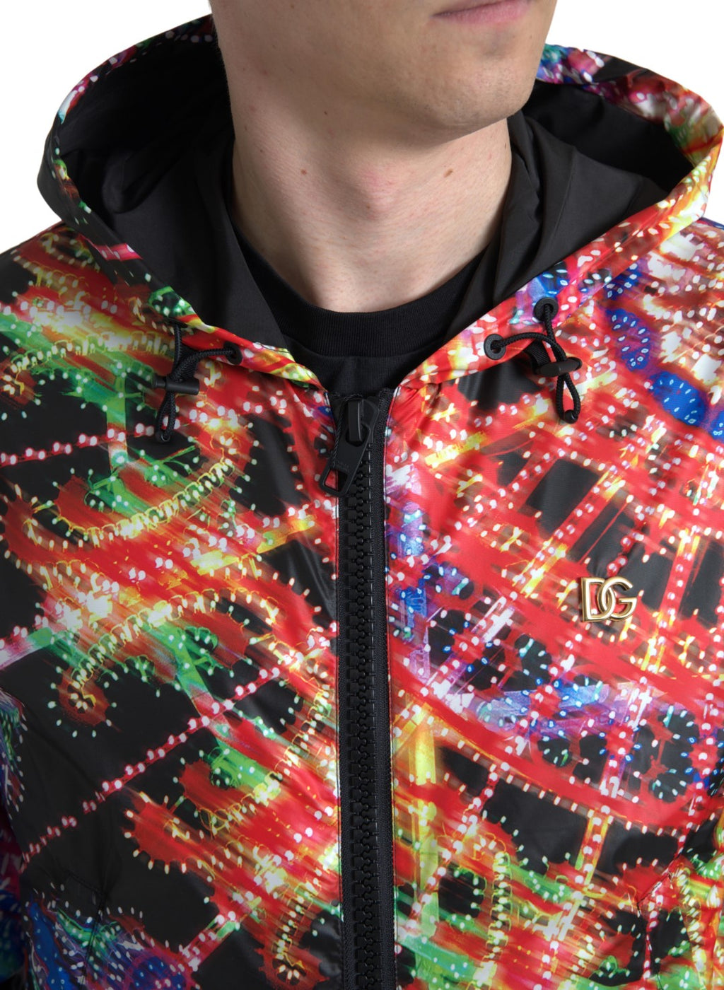 Mehrfarbiger Kapuzenpullover
