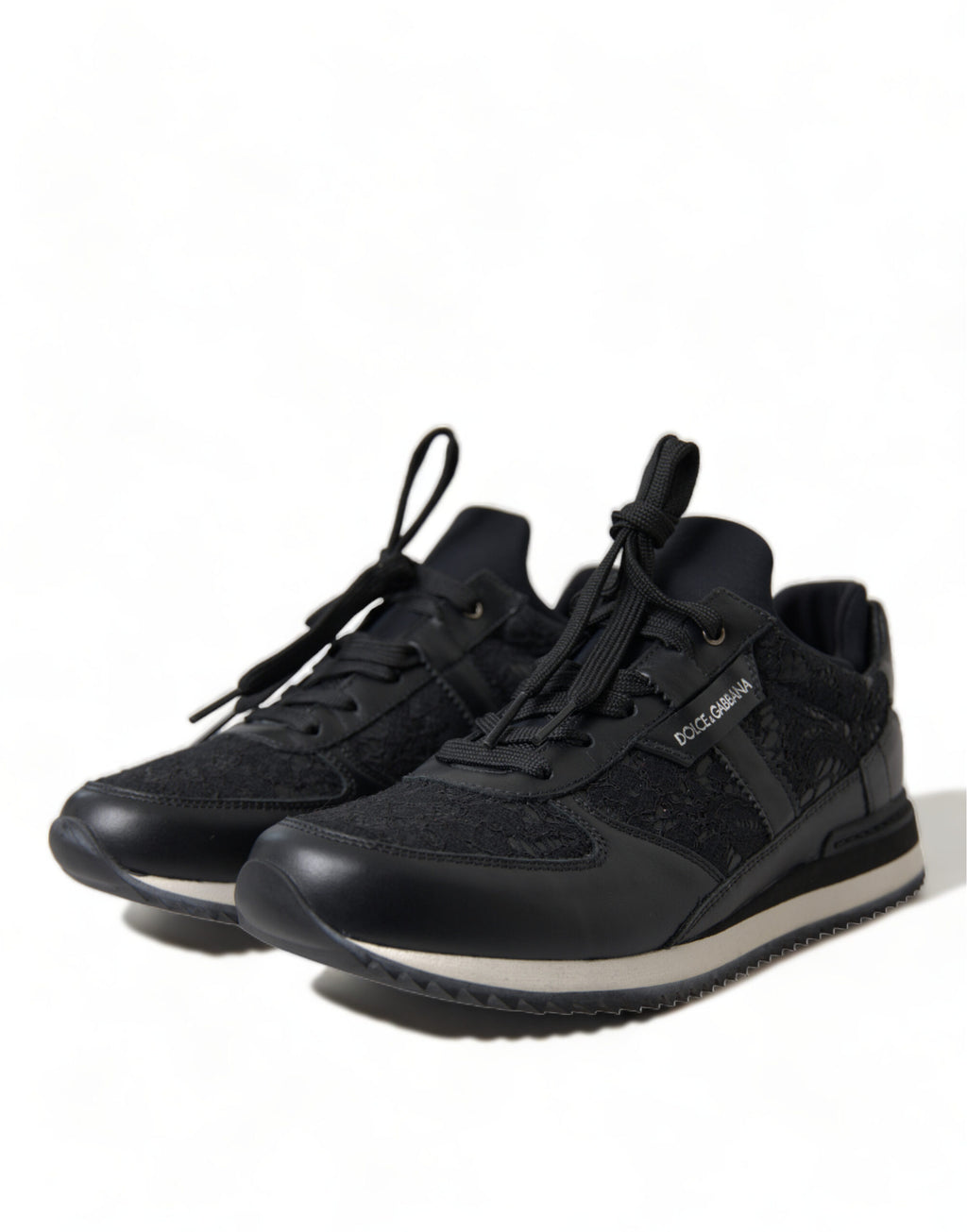 Schwarze Sneakers aus Leder mit Blumenspitze