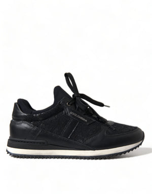 Schwarze Sneakers aus Leder mit Blumenspitze