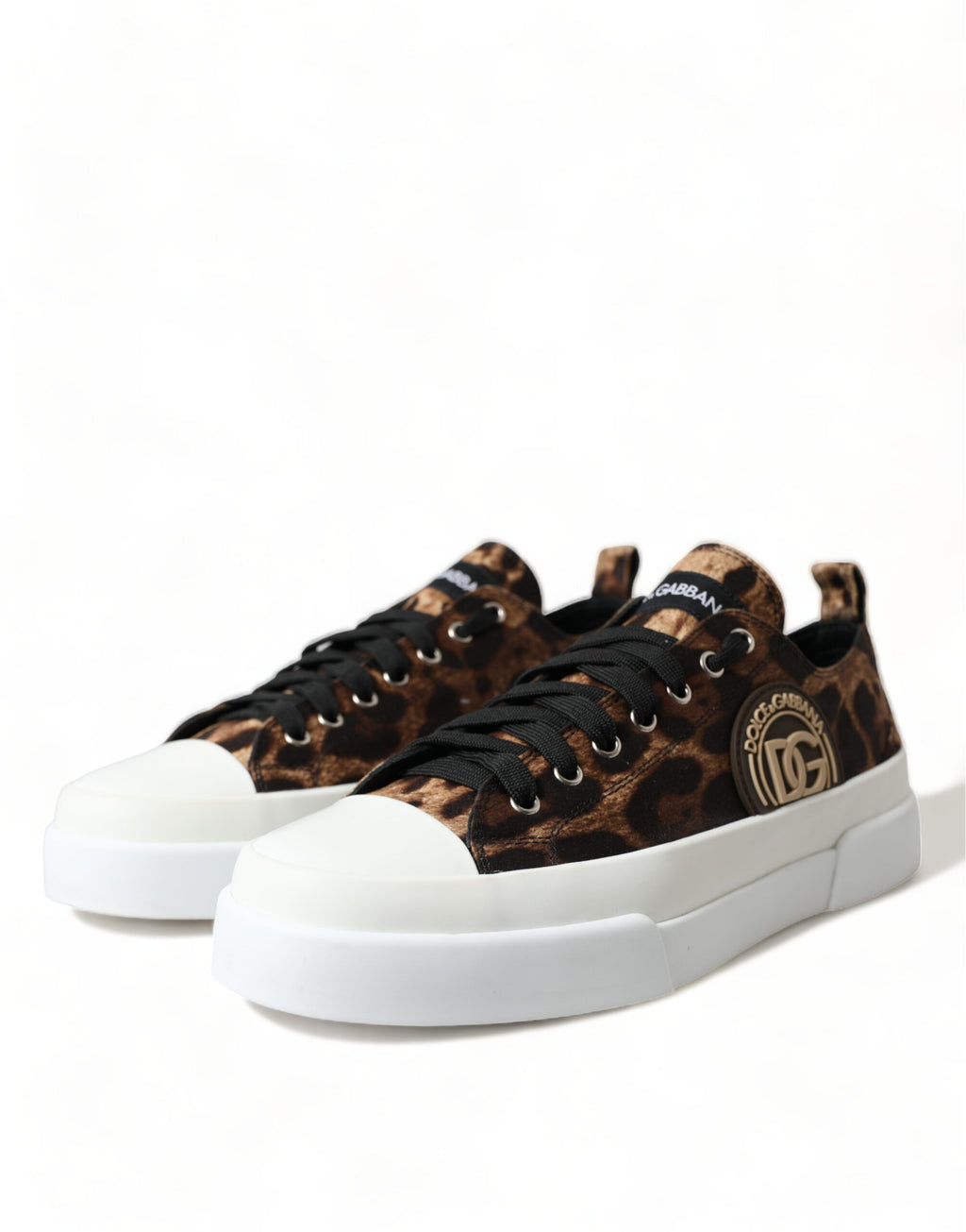 Braune Canvas-Sneakers mit Leopardenmuster