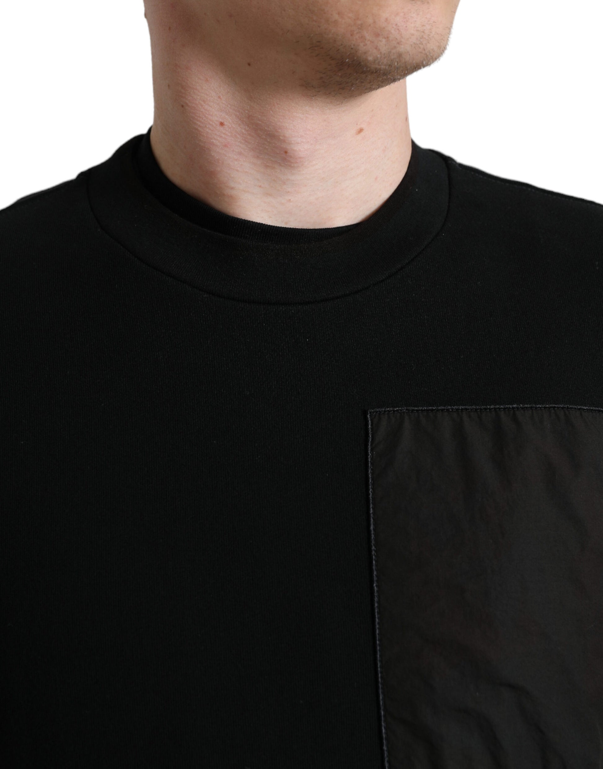 Schwarzer Herrenpullover aus Baumwolle mit Rundhalsausschnitt