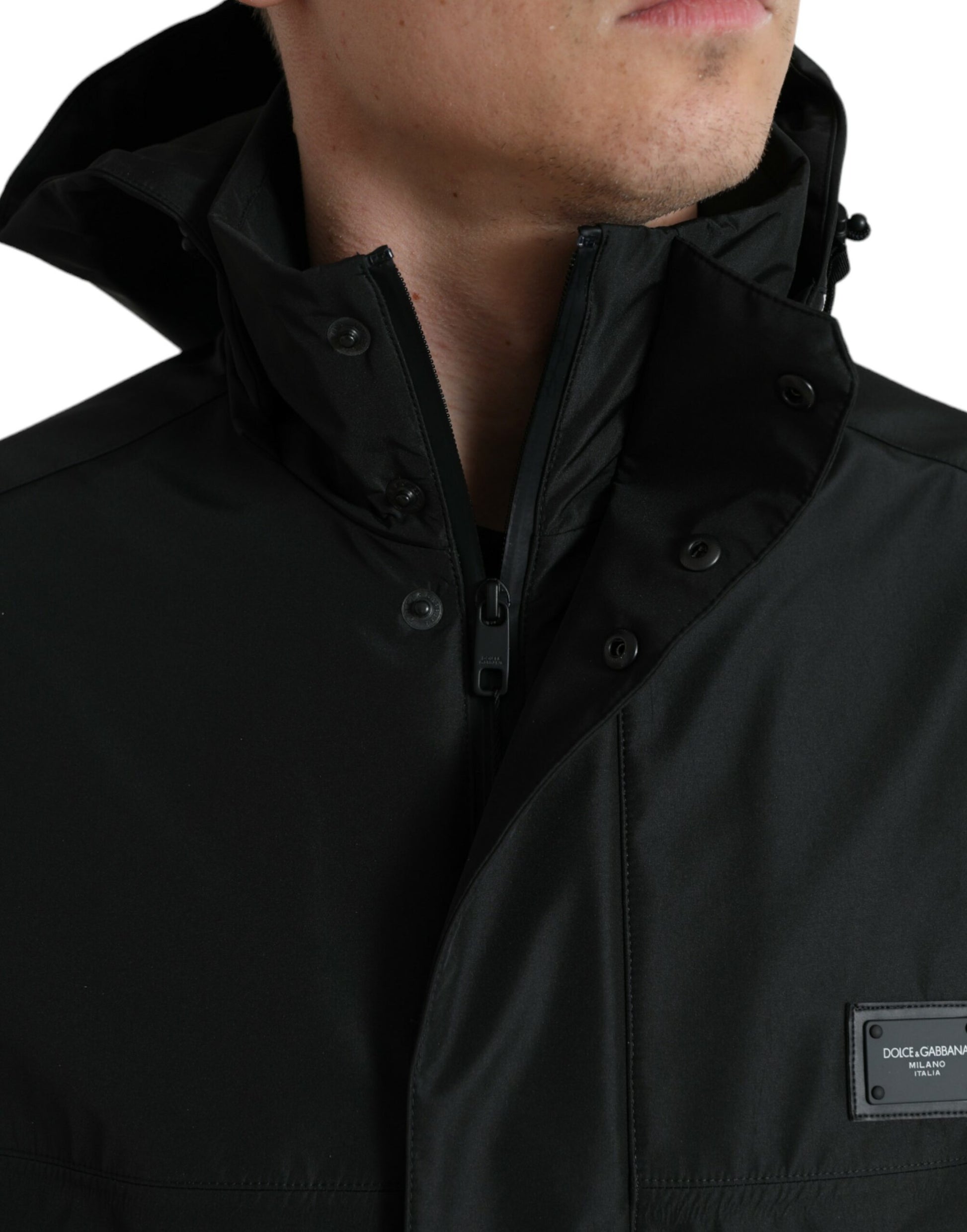 Schwarze Kapuzenjacke aus Polyester mit Logo-Plakette