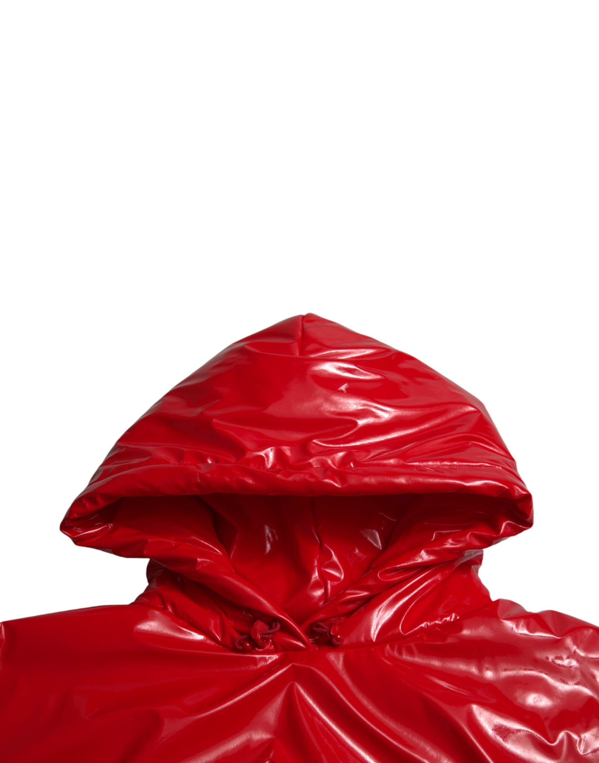 Glänzend rote kurze Kapuzenjacke