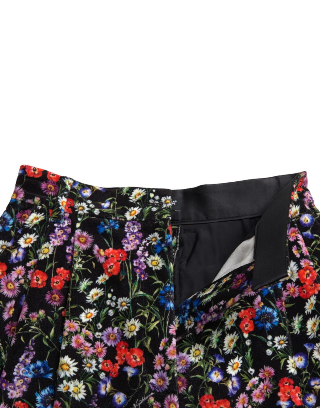Schwarze Hotpants-Shorts mit Blumenmuster und hoher Taille