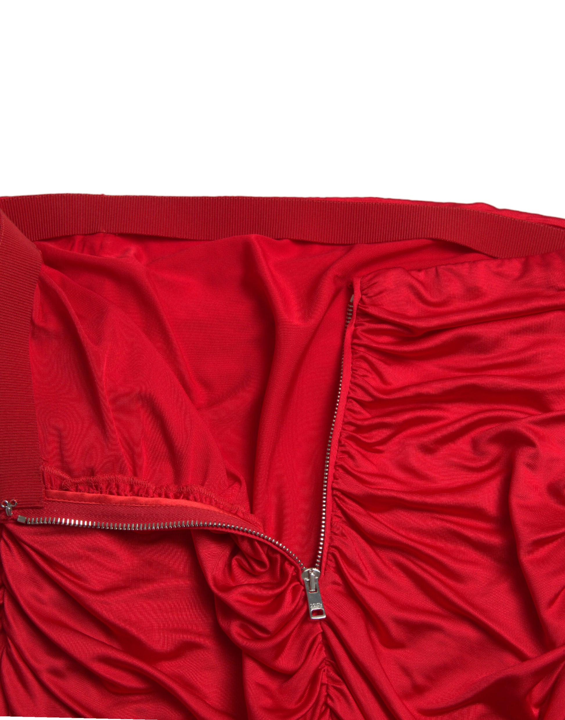 Roter, taillierter Faltenrock aus Viskose mit hoher Taille