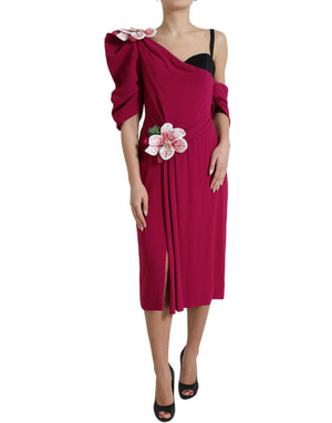 Lilafarbenes One-Shoulder-Kleid mit Blumenverzierung