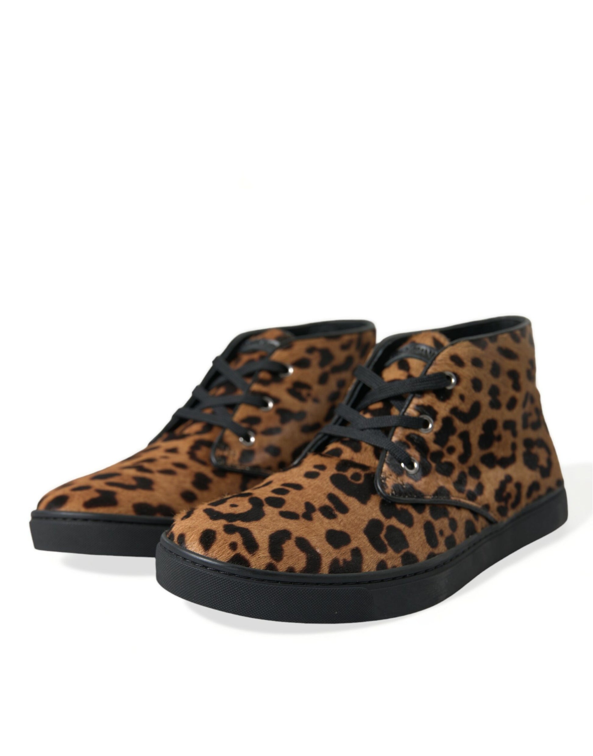 Braune Sneakers aus Ponyhaar mit Leopardenmuster