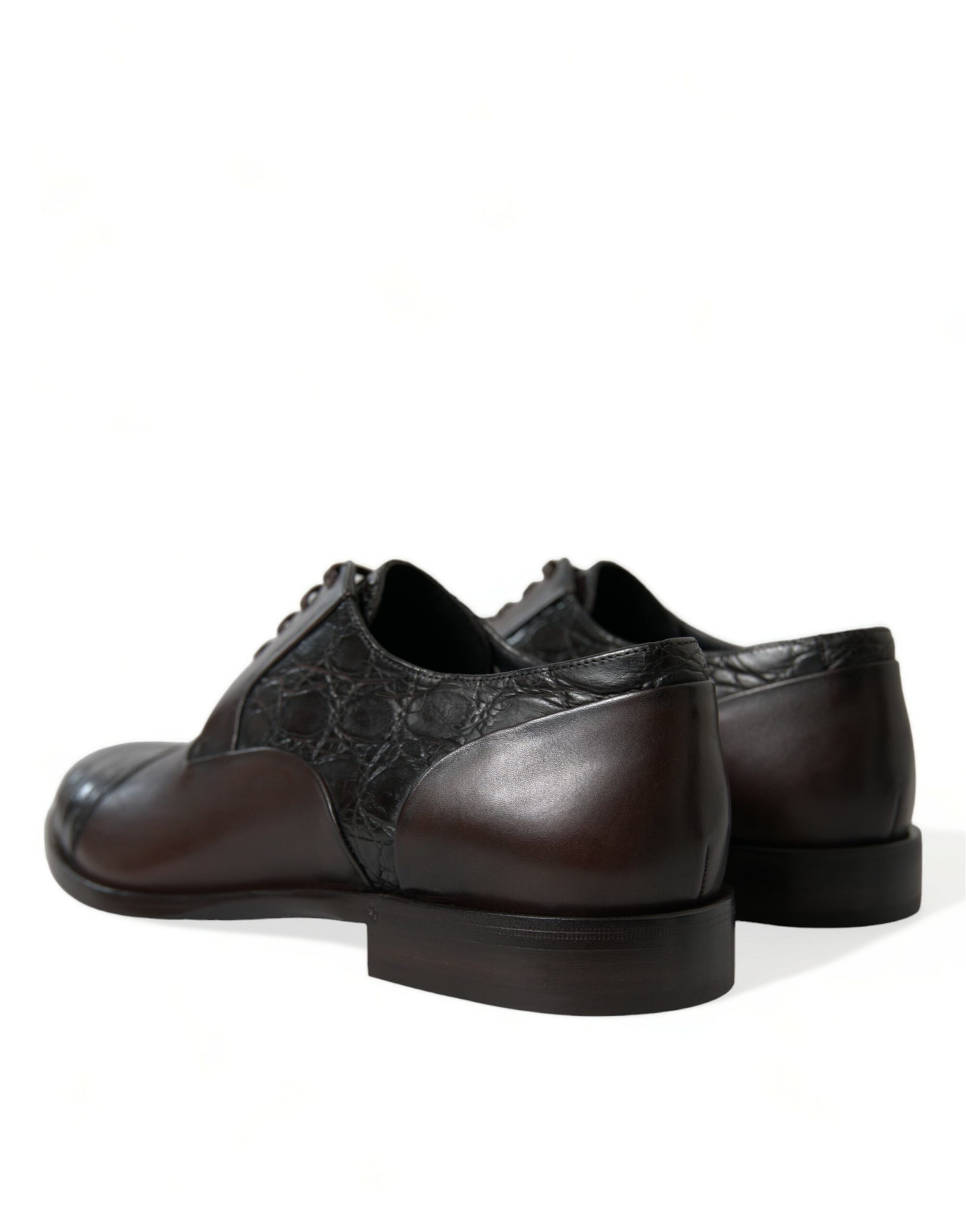 Braune Herrenschuhe aus exotischem Leder