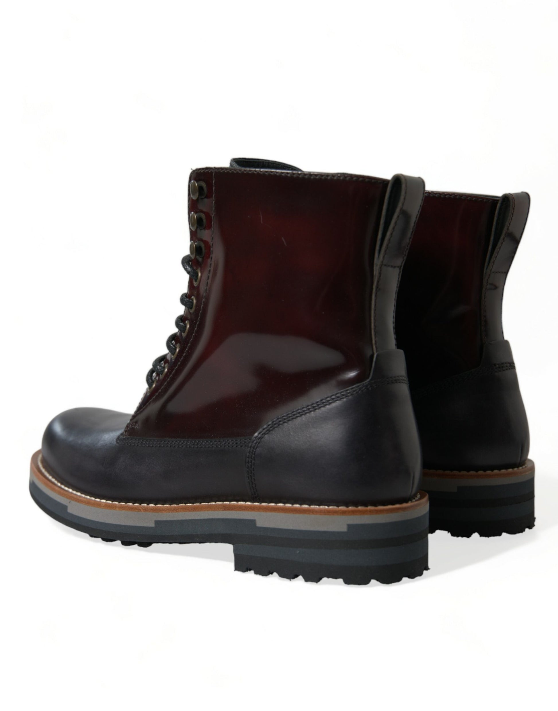 Schwarze Militärstiefel aus Leder