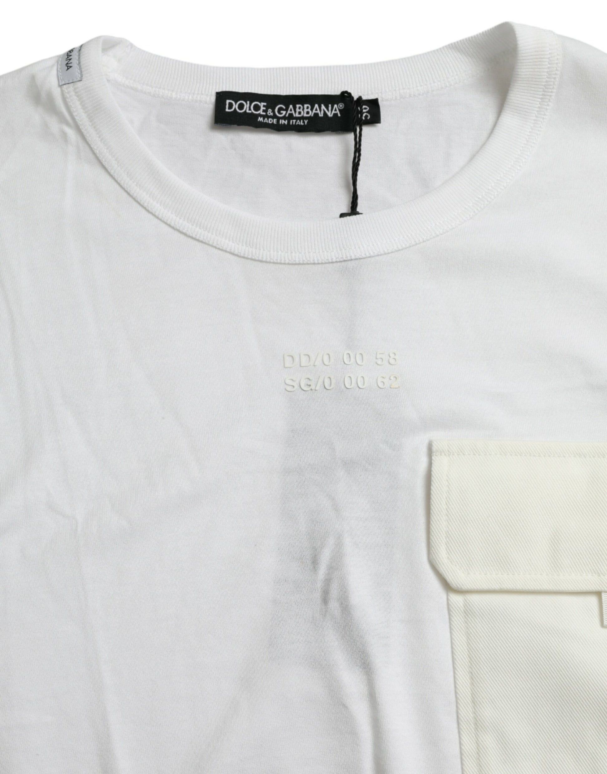 Weißes Baumwoll-T-Shirt mit kurzen Ärmeln und Tasche