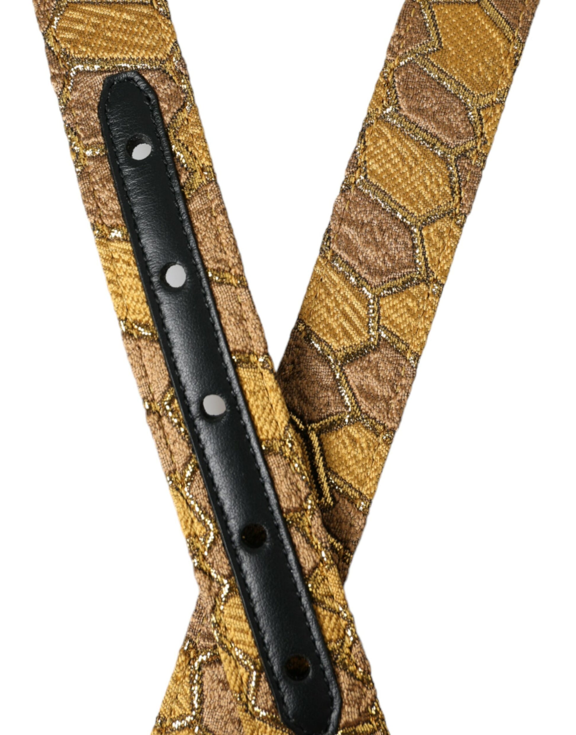 Goldfarbener Ledergürtel mit Jacquard-Muster und silberner Metallschnalle