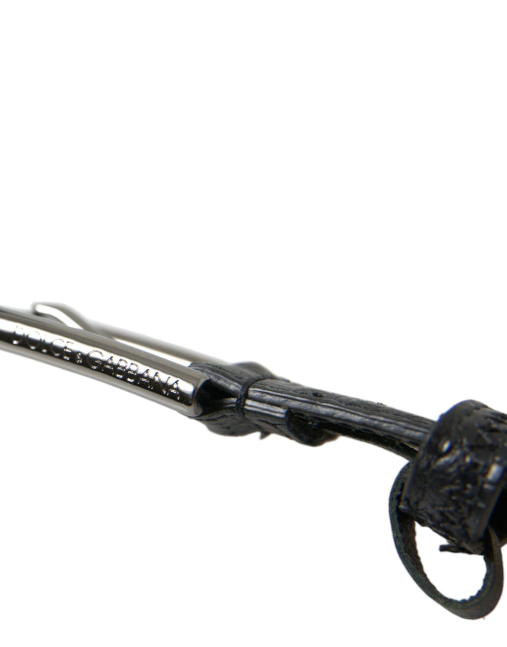 Schwarzer Gürtel aus exotischem Leder mit silberner Metallschnalle