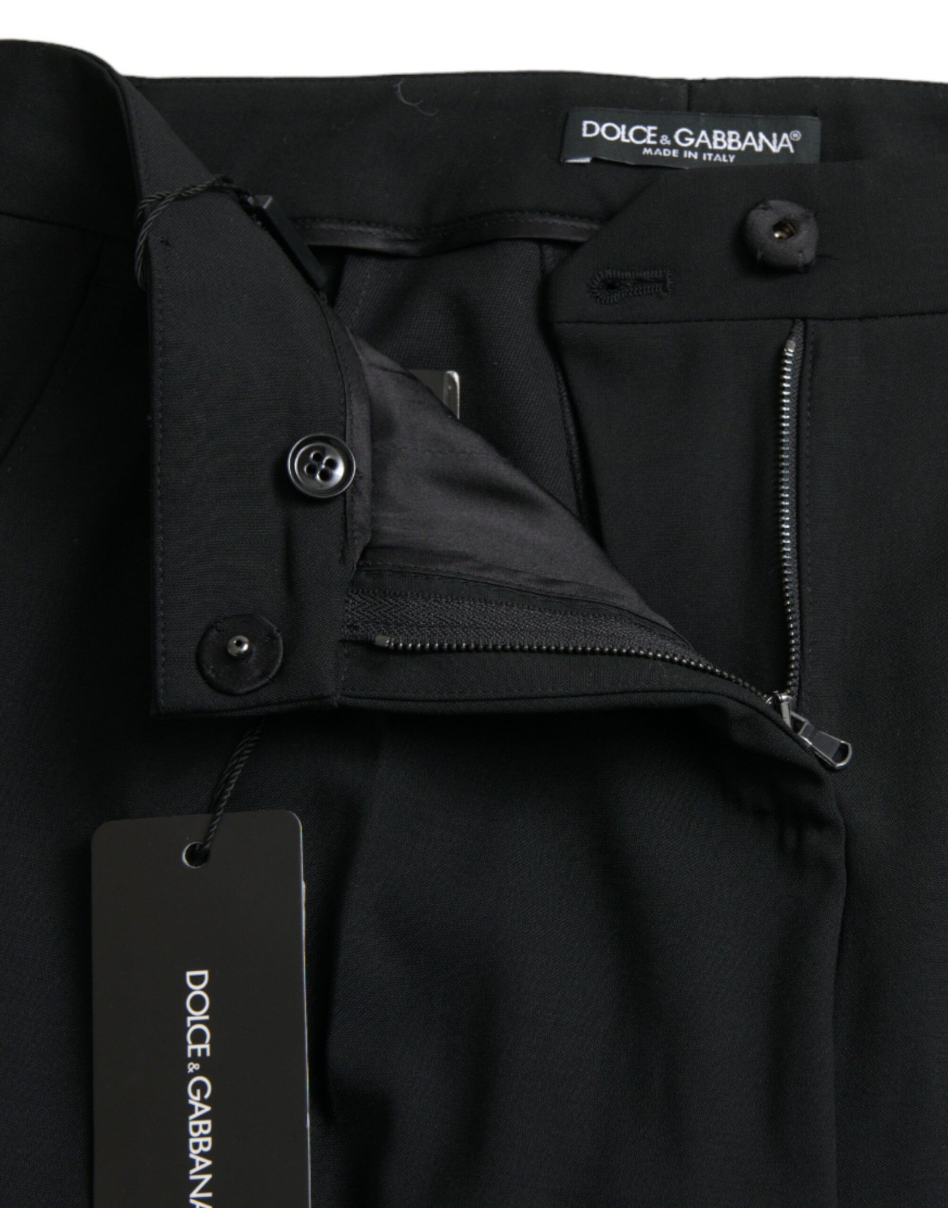 Schwarze, schmal zulaufende Wollhose mit mittlerer Taille