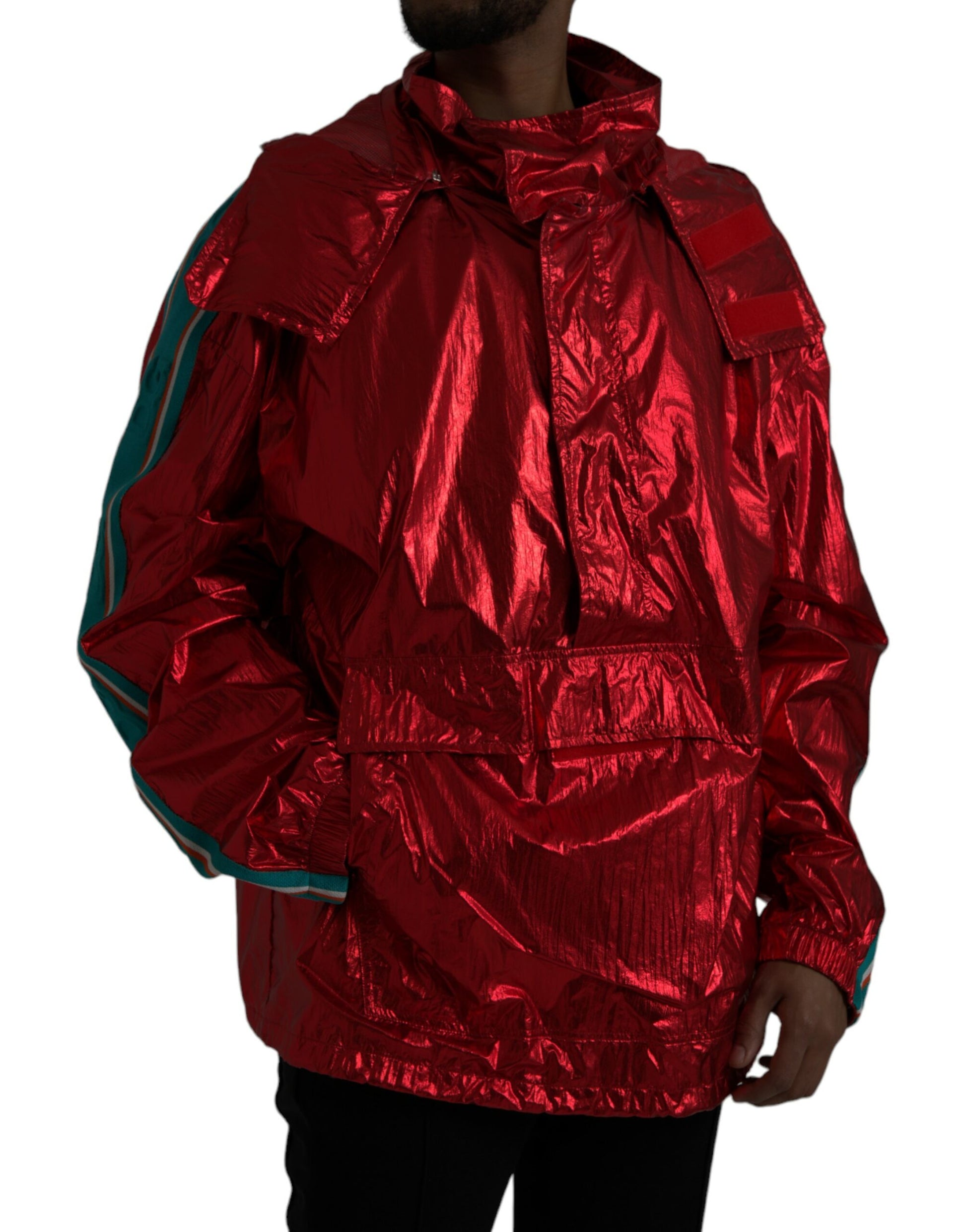 Rote Kapuzenpulloverjacke aus Nylon