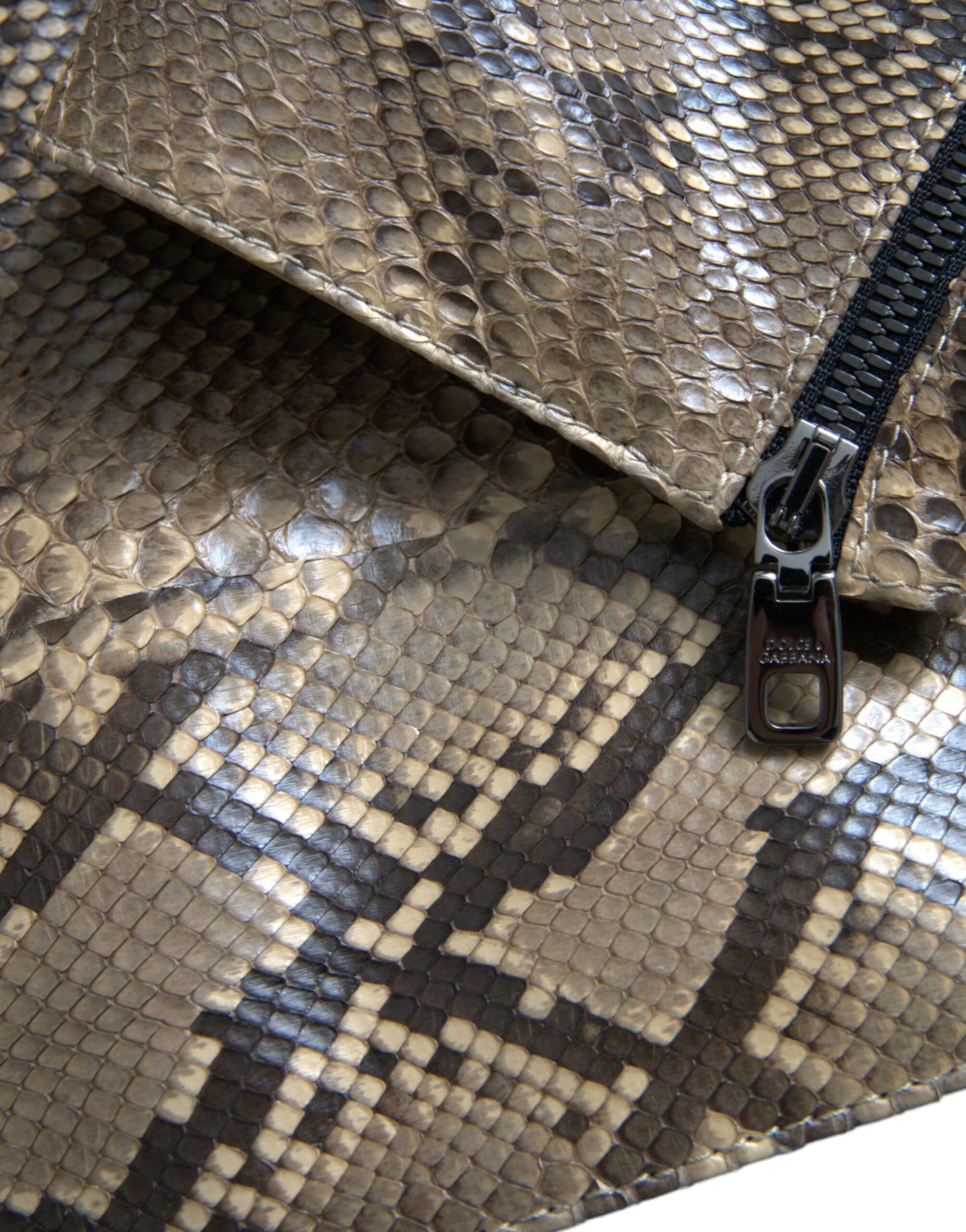 Beigefarbene Biker-Blousonjacke aus exotischem Leder