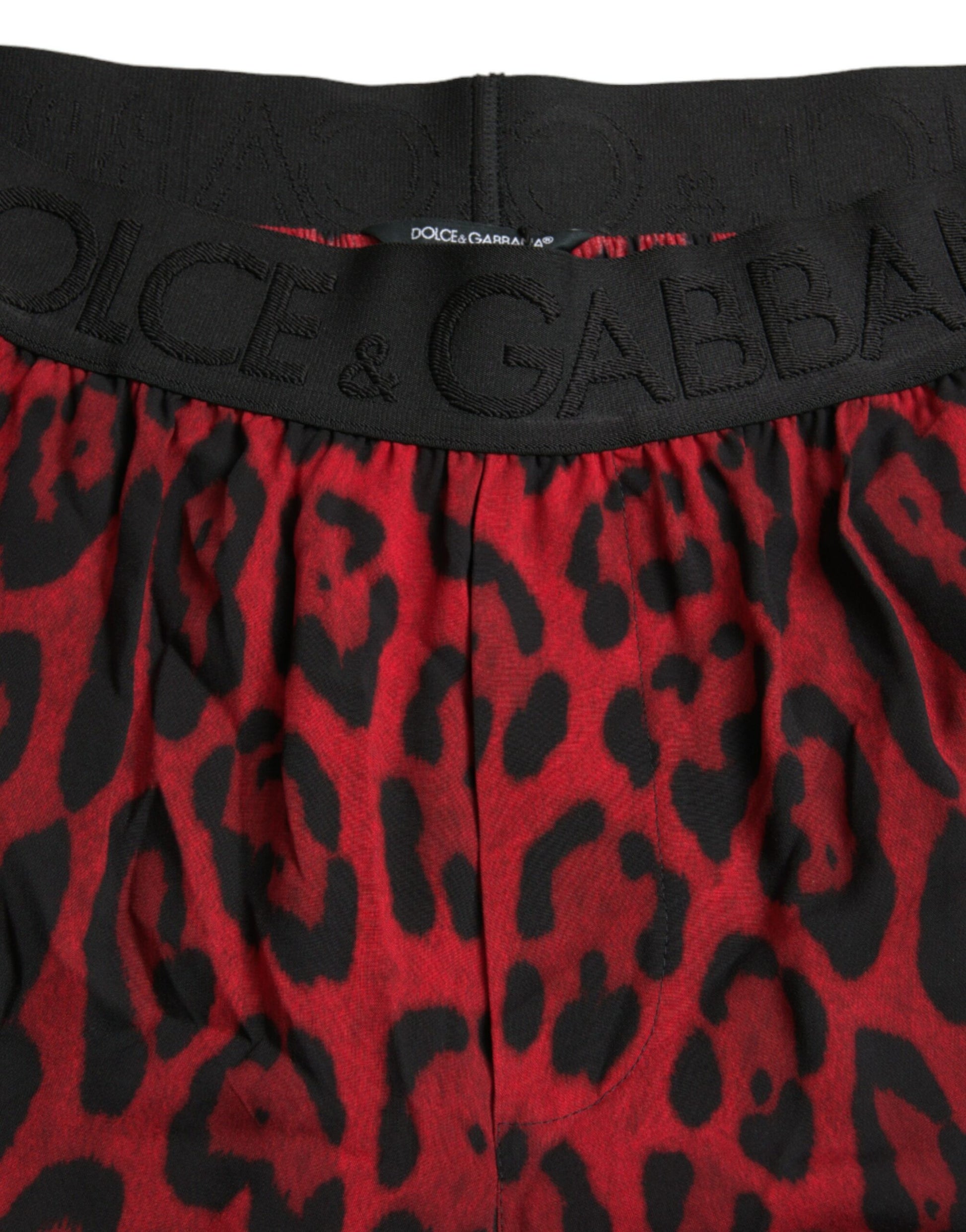 Rote Viskose-Bermudashorts mit Leopardenmuster