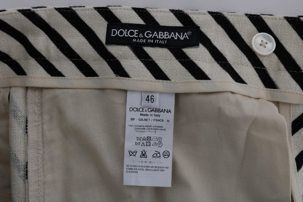 Weiß-schwarz gestreifte Hanf-Freizeitshorts