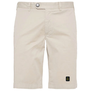 Edle beige Bermudashorts mit Logo-Patch