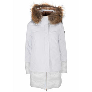 Schicke gesteppte Nylon-Daunenjacke mit Fellkapuze