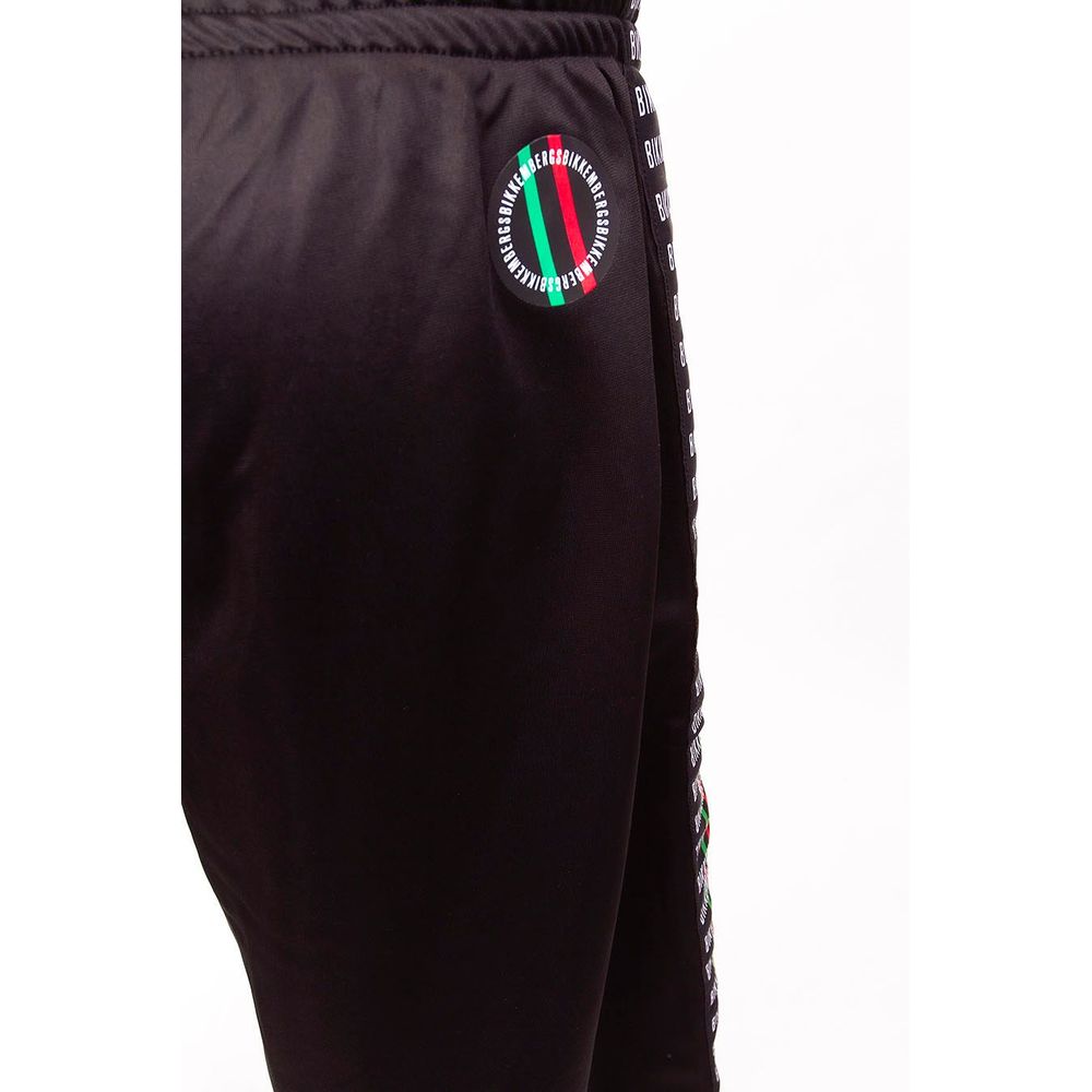 Elegante gestreifte Bermudashorts zum Jubiläum