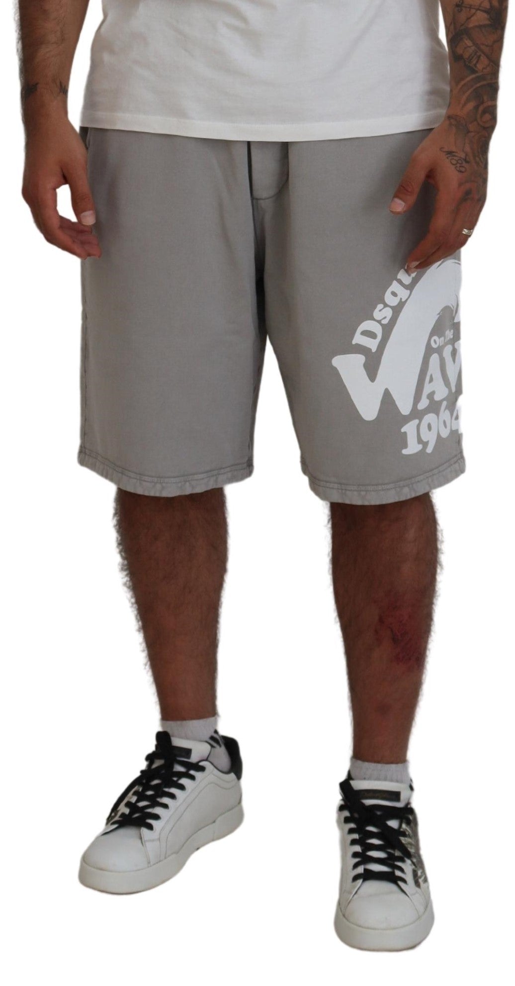 Grau bedruckte Herren-Bermudashorts zum Überziehen
