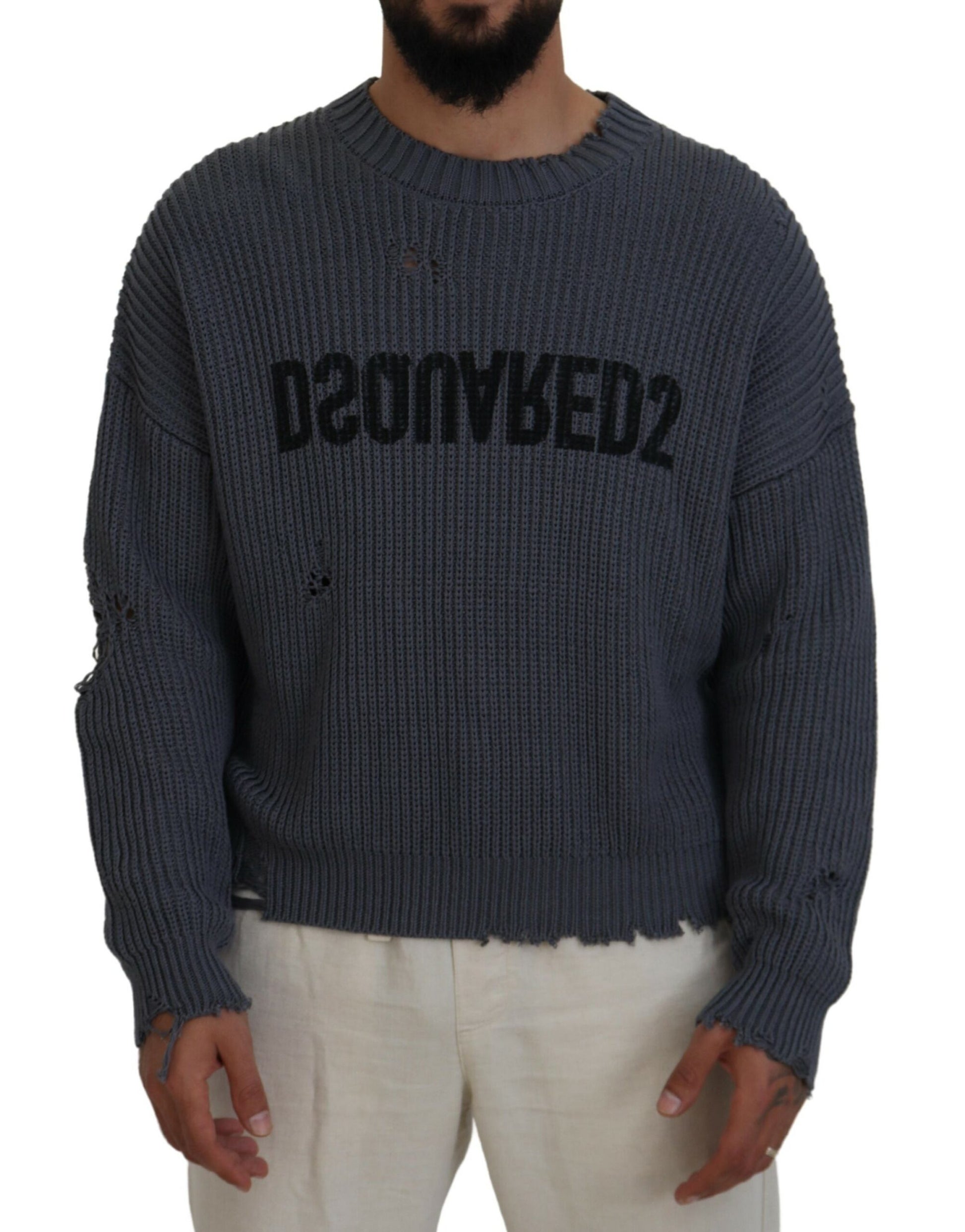 Grauer Herren zerfetzter Strickpullover