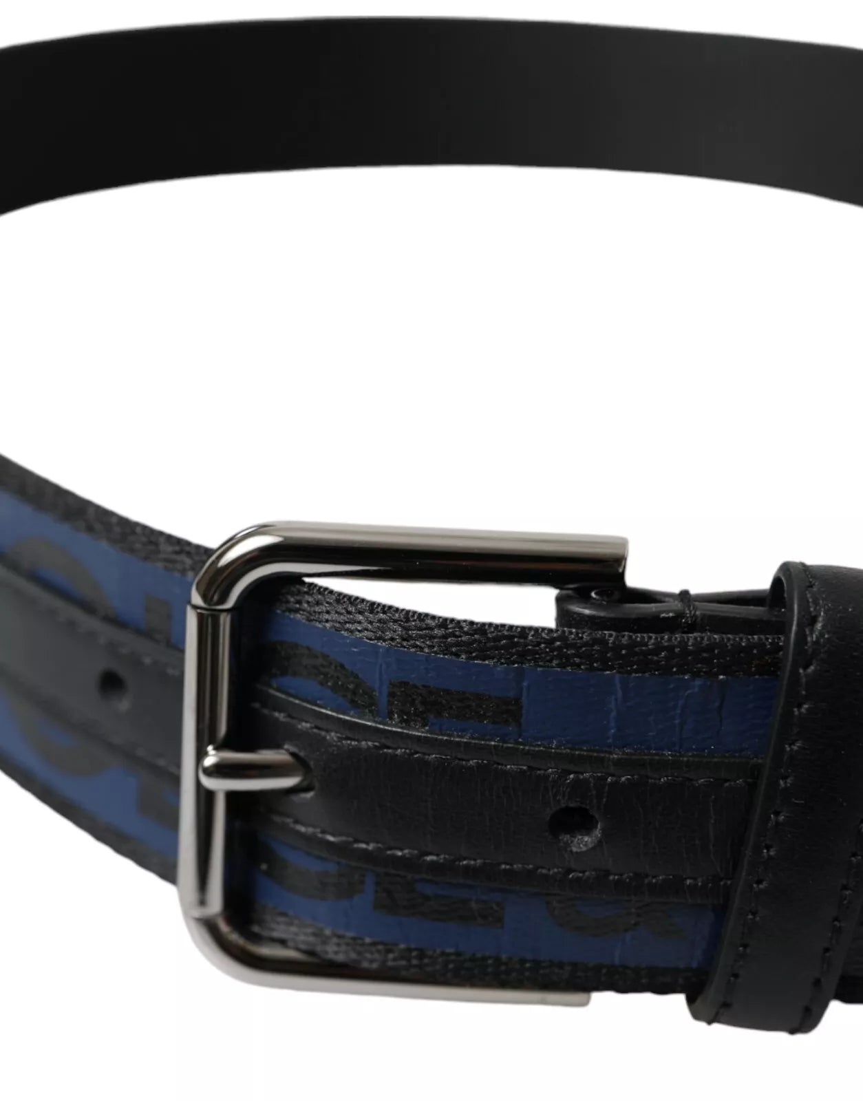 Schwarz-blauer Logo-Gürtel mit silberner Metallschnalle