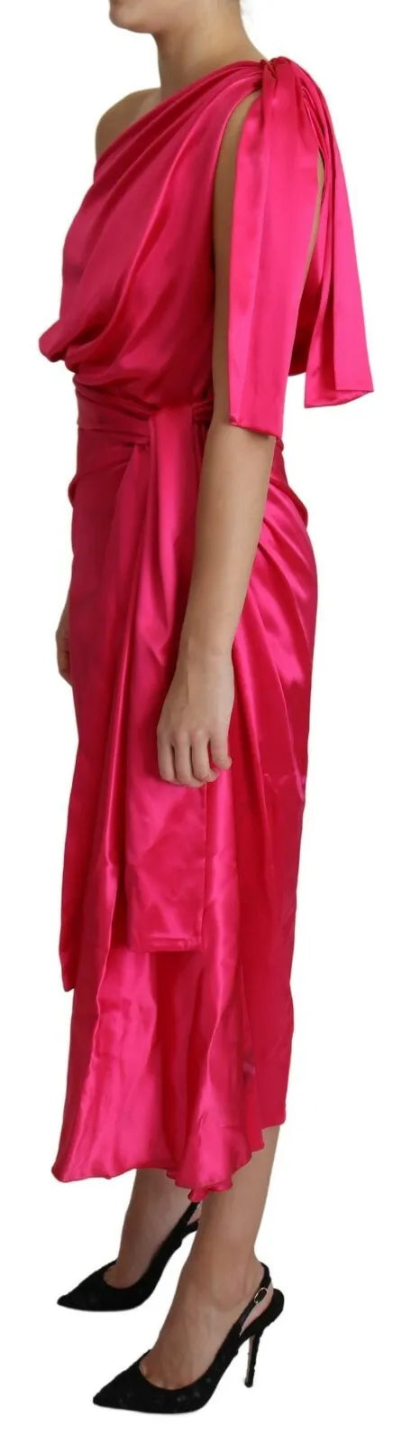 Fuchsiafarbenes, tailliertes One-Shoulder-Midikleid