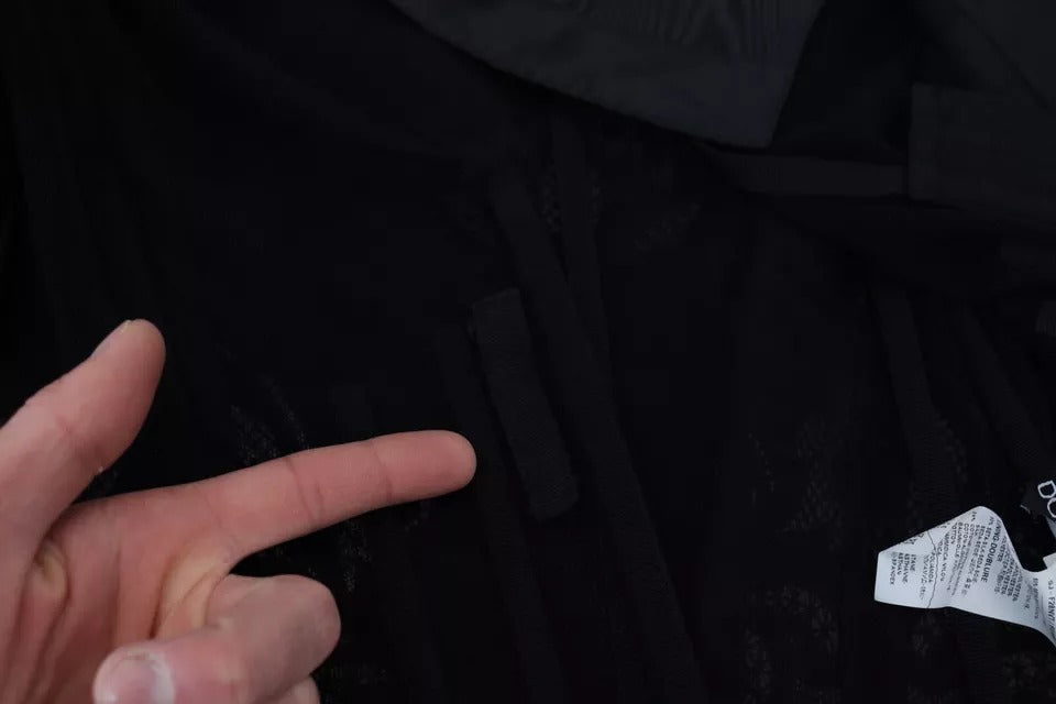 Schwarzes Spitzenkorsett aus transparenter Organza-Seidenjacke