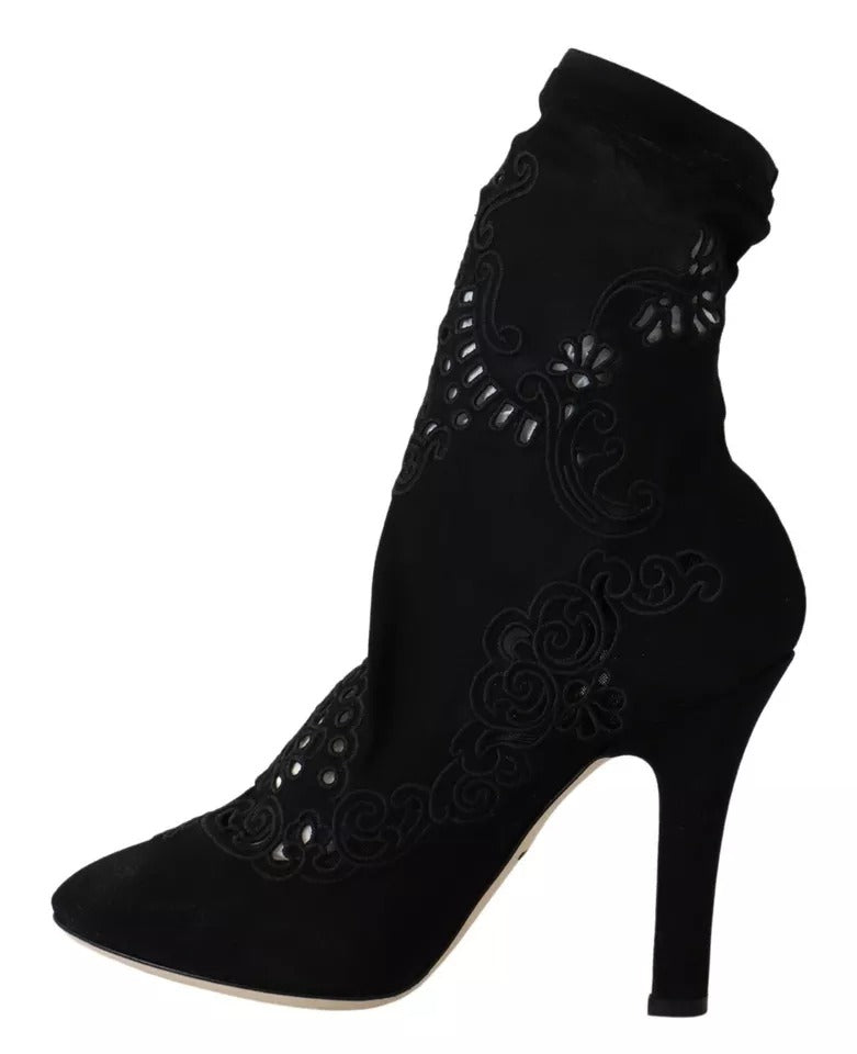 Schwarze Stretch-Pumps-Stiefel mit floraler Spitze