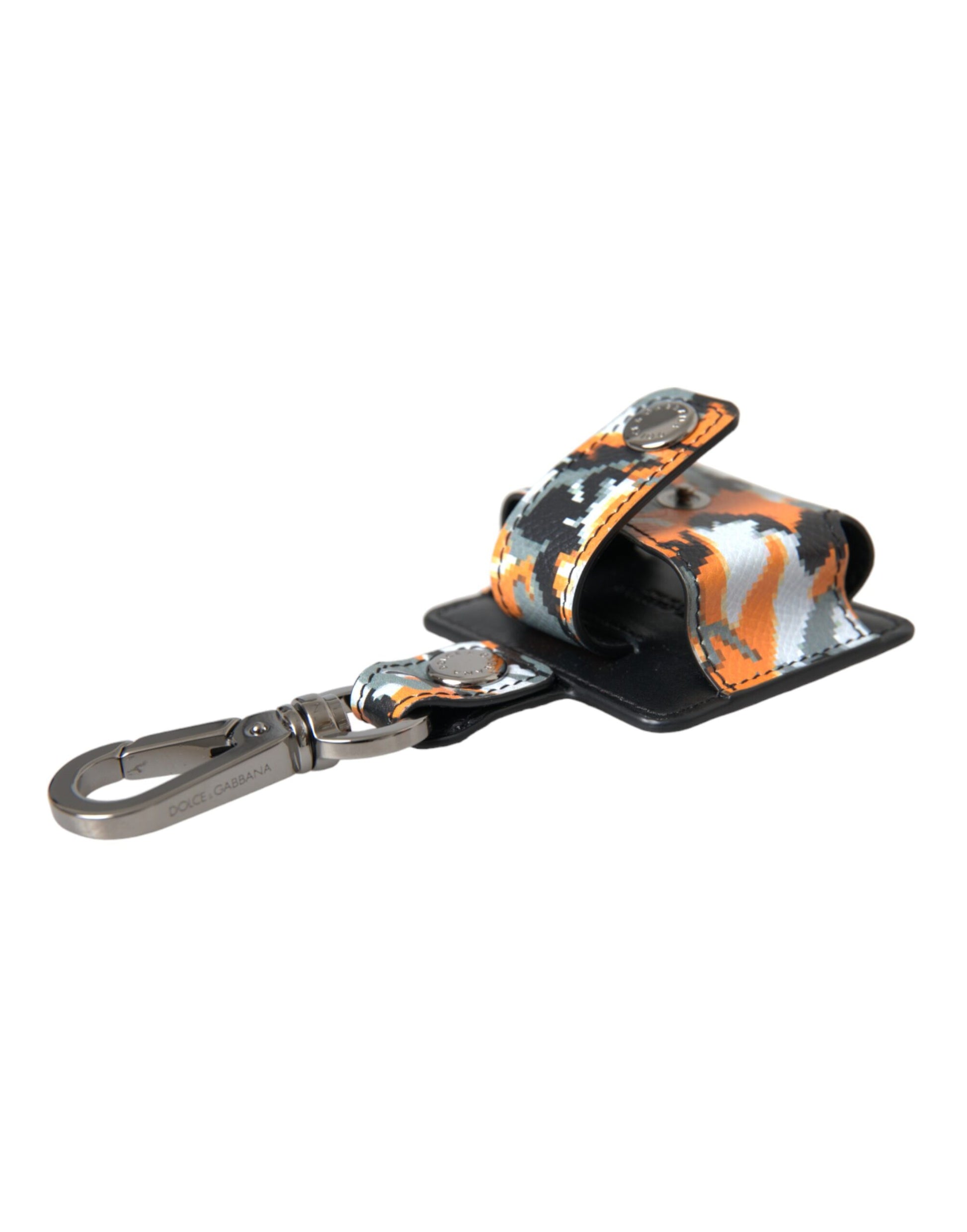 Airpods-Hülle aus Leder mit mehrfarbigem Camouflage-Print und Logo aus Metall