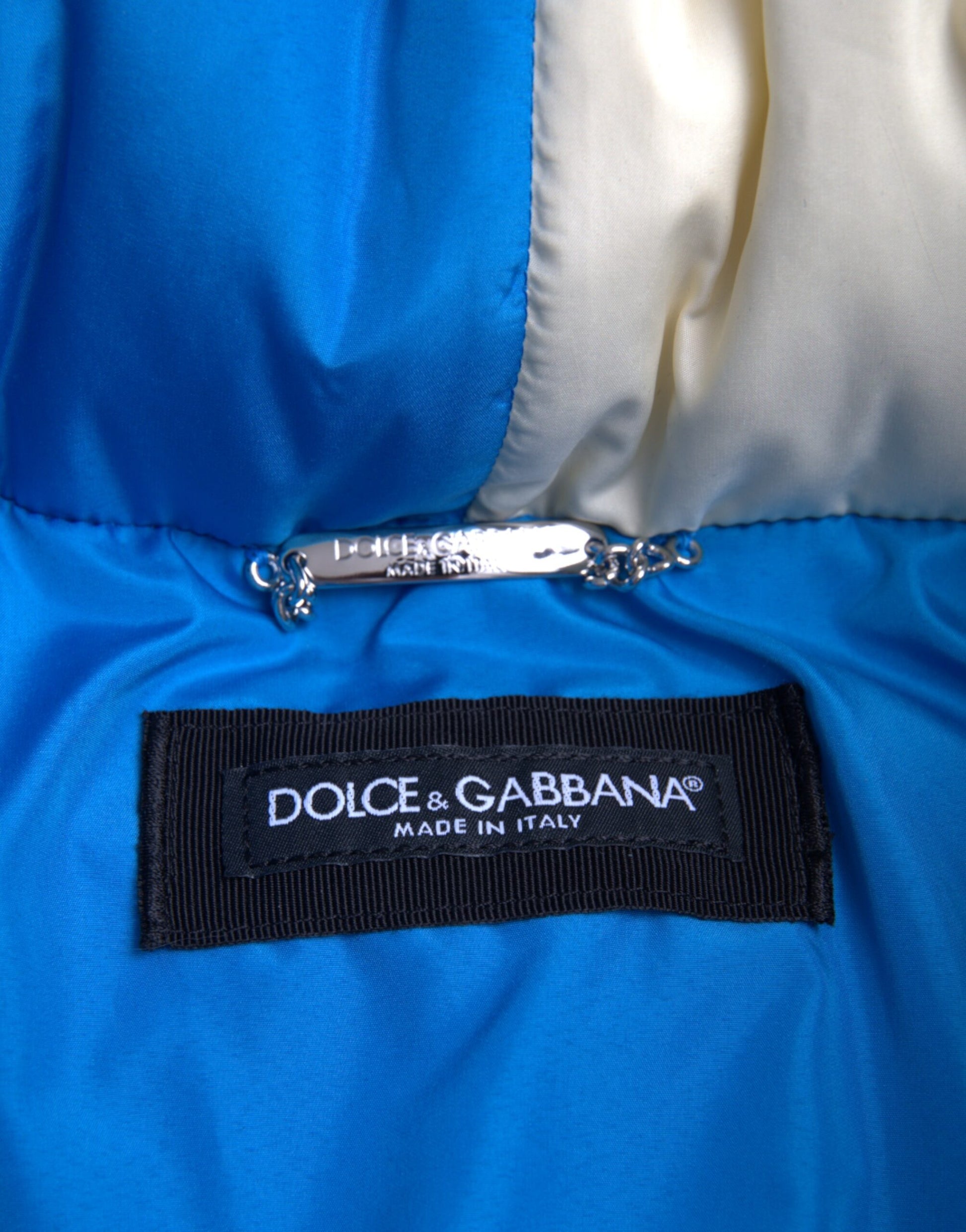 Mehrfarbige Windbreaker-Pufferjacke mit Logo