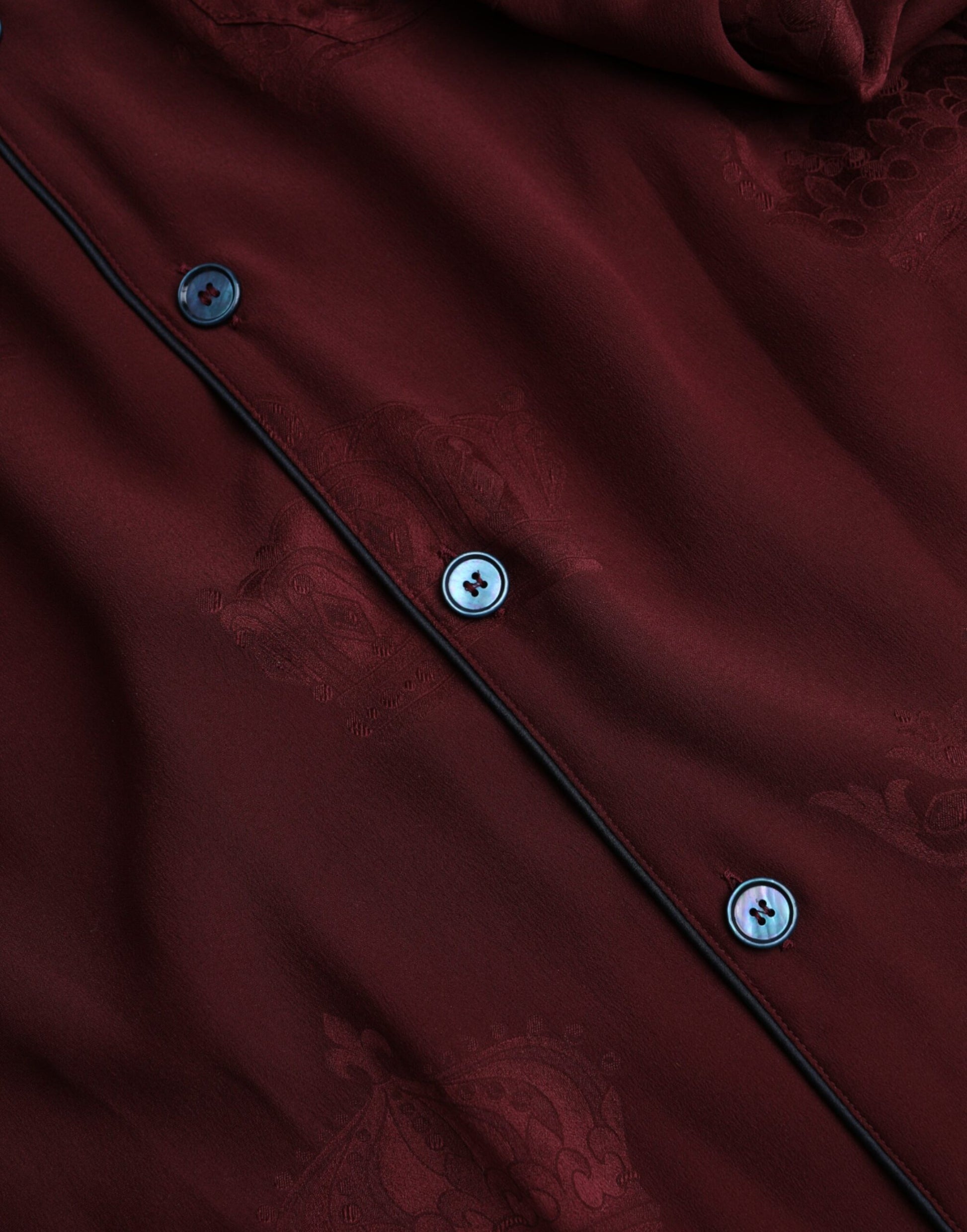 Kastanienbraunes Langarmhemd aus Jacquard-Seide mit Krone