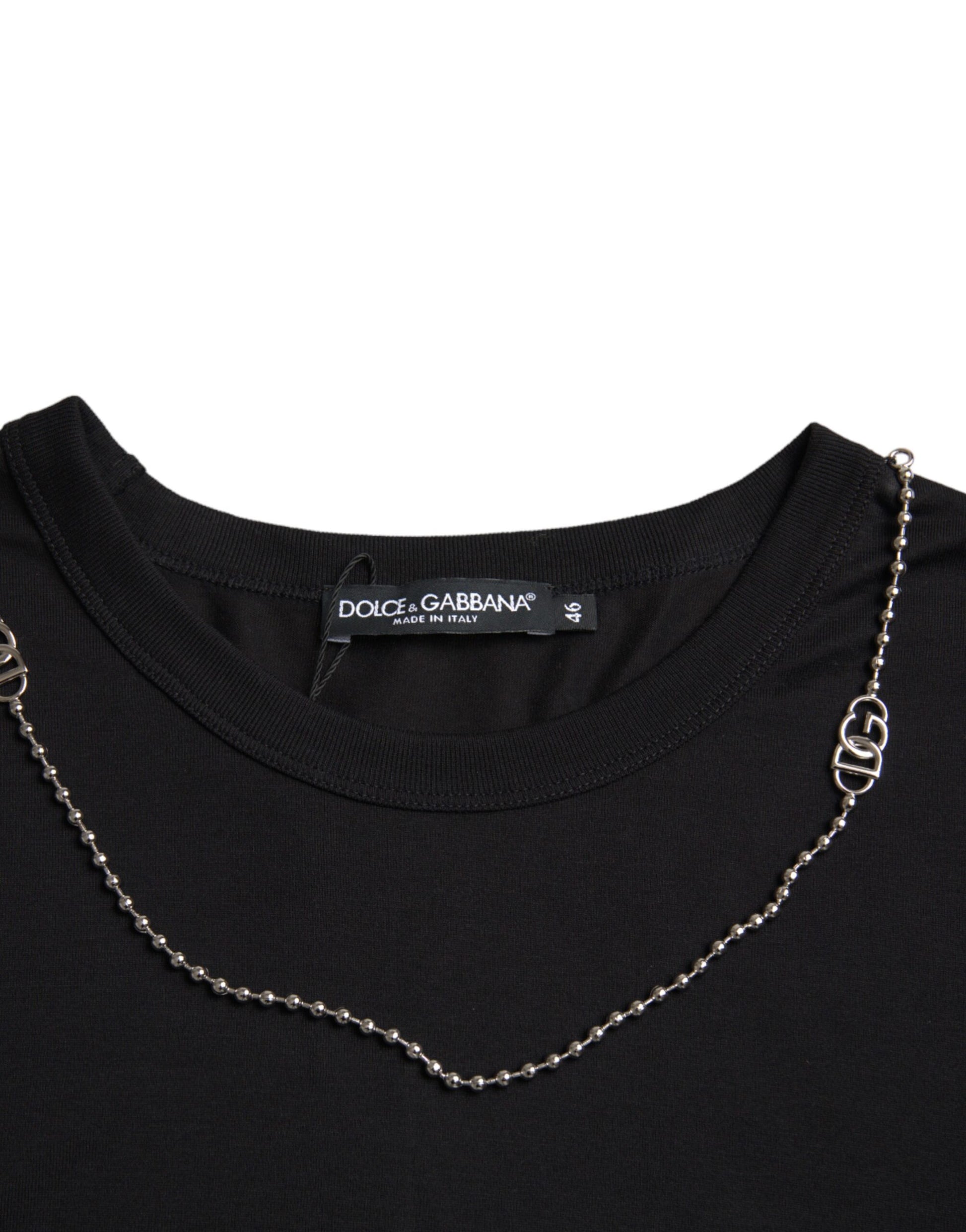 Schwarzes Kurzarm-T-Shirt aus Baumwolle mit silberner Kette