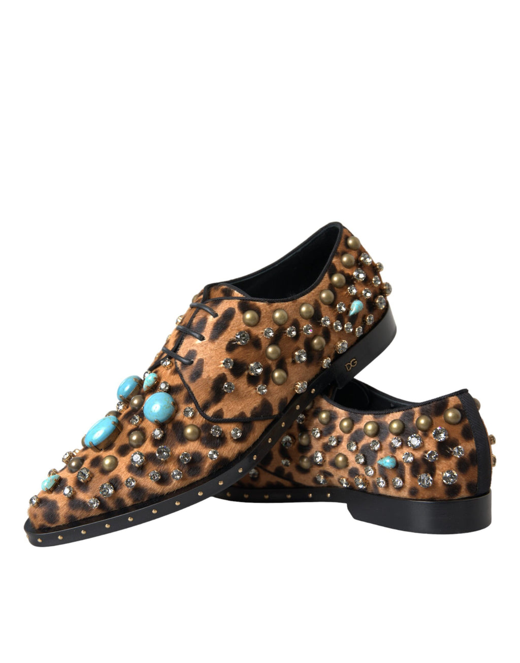 Braunes Leopardenhaar, Kristallkleid, Broque-Schuhe