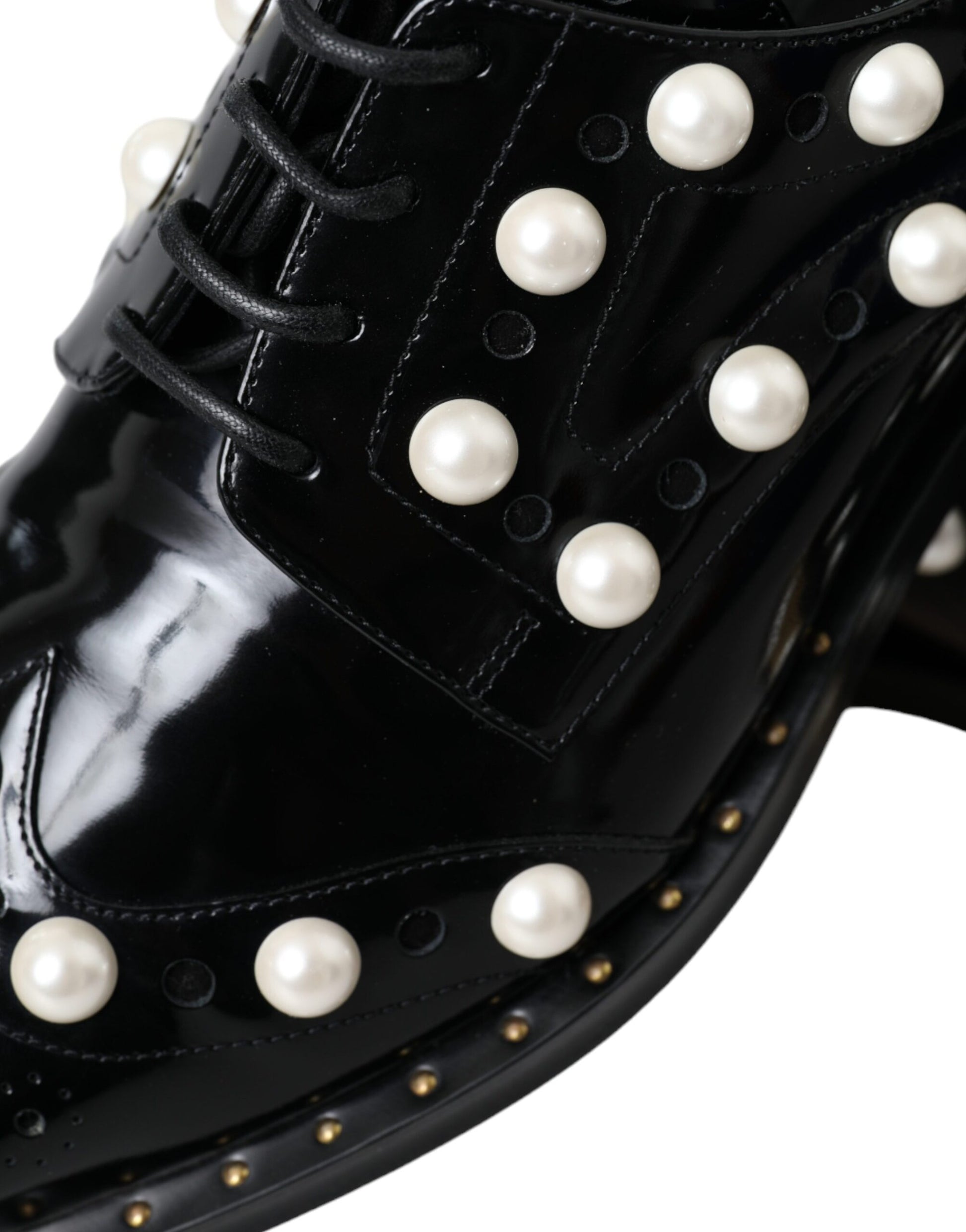 Schwarze Broque-Schuhe aus Leder mit Kunstperlen