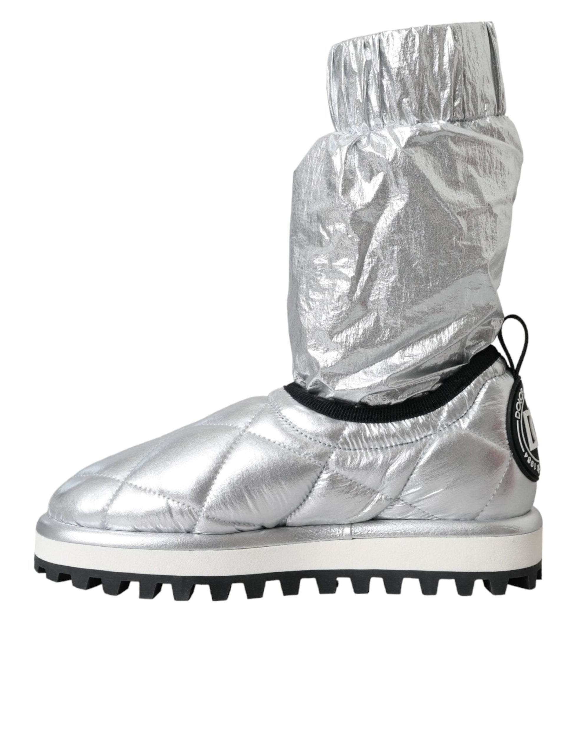 Stiefeletten mit gestepptem Logo-Patch in Metallic-Silber