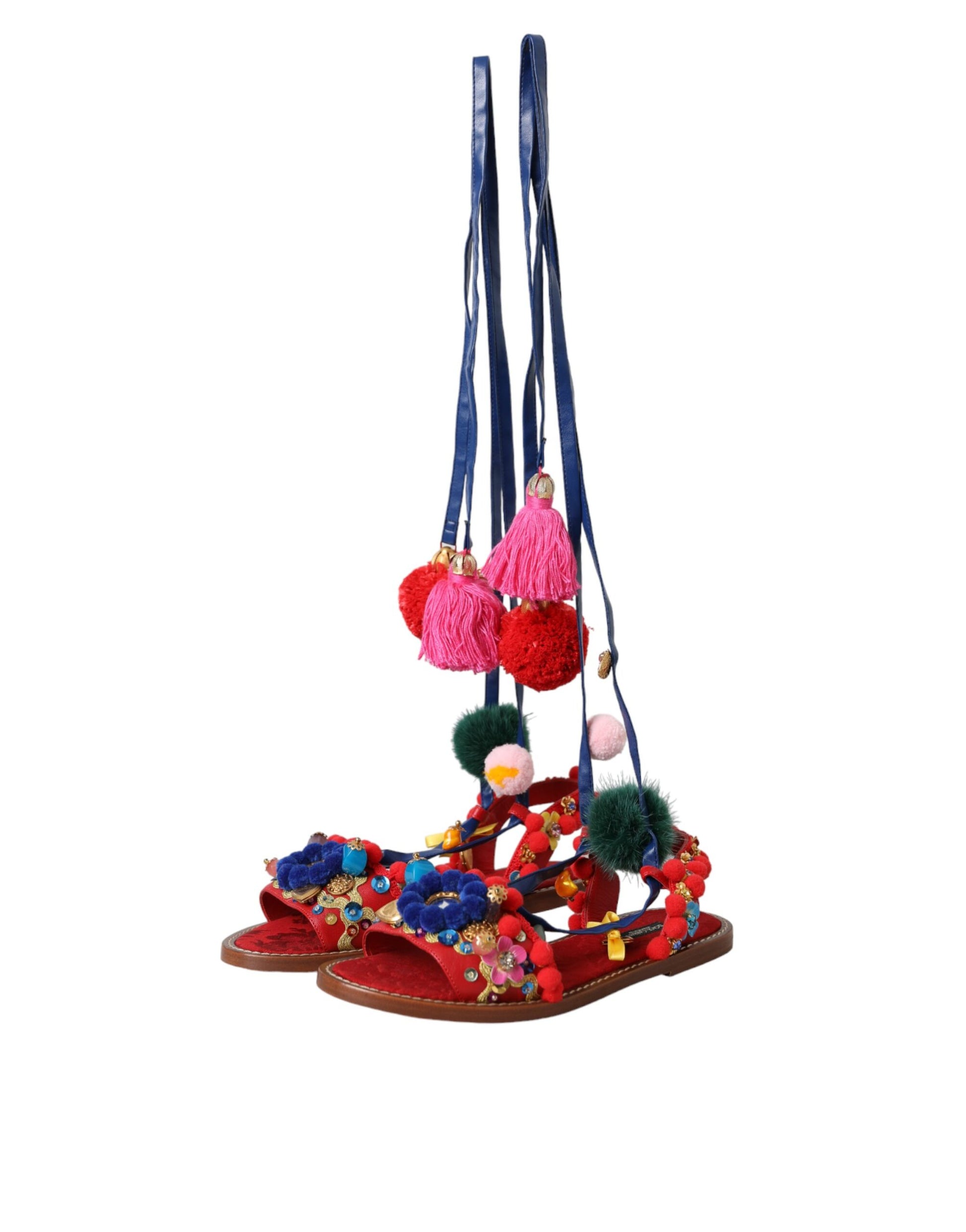 Mehrfarbige Sandalen mit Fellumschlag und Bommeln