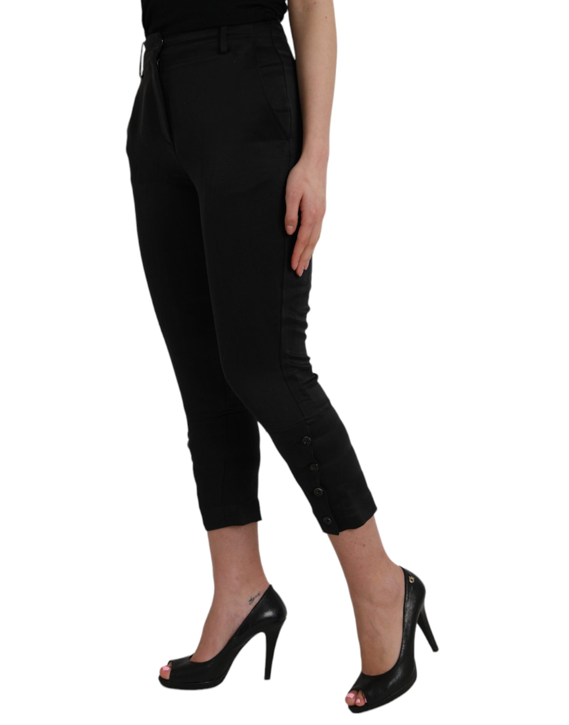 Schwarze Caprihose mit hoher Taille