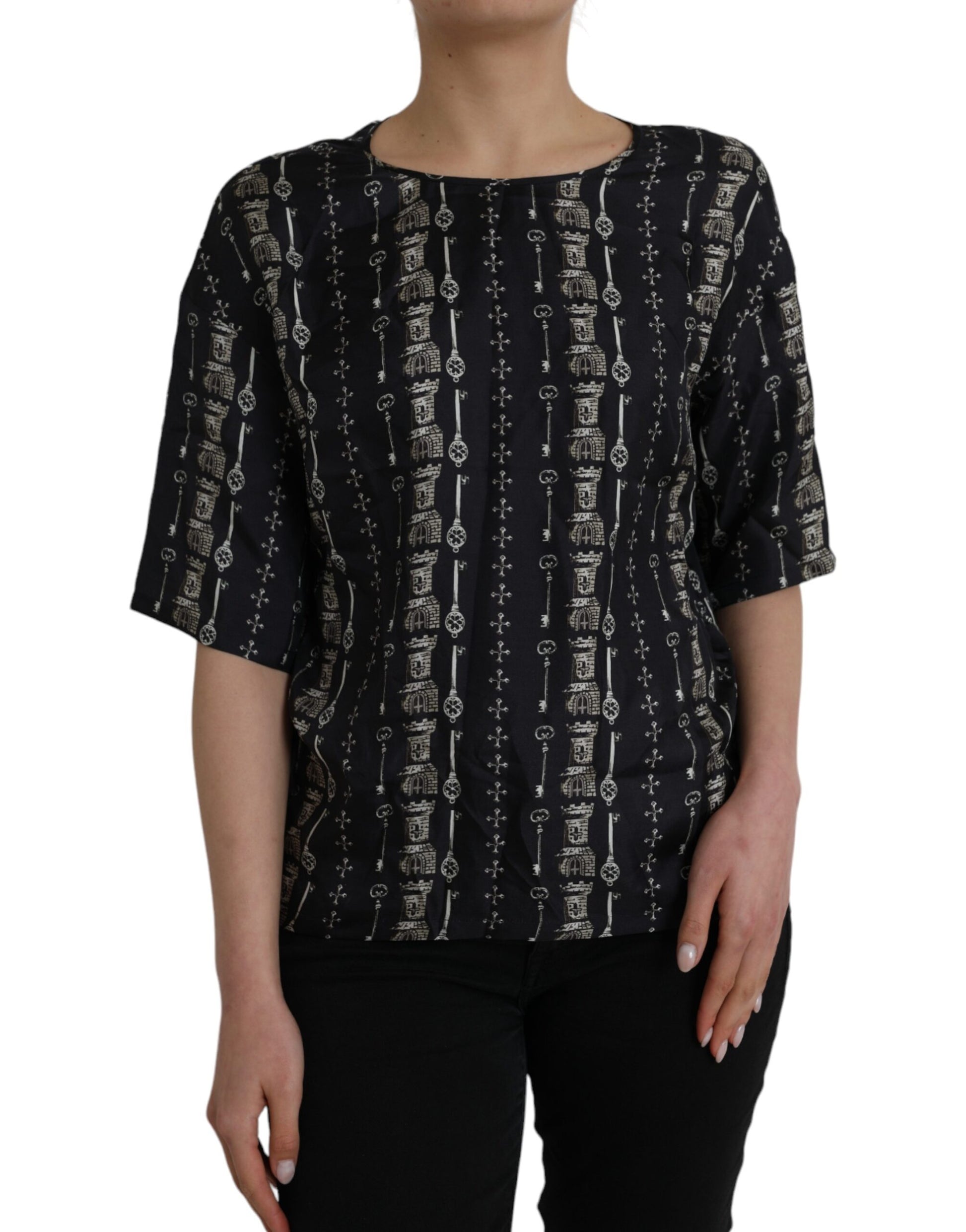 Schwarzes Seidenblusen-T-Shirt mit Key Castle-Print