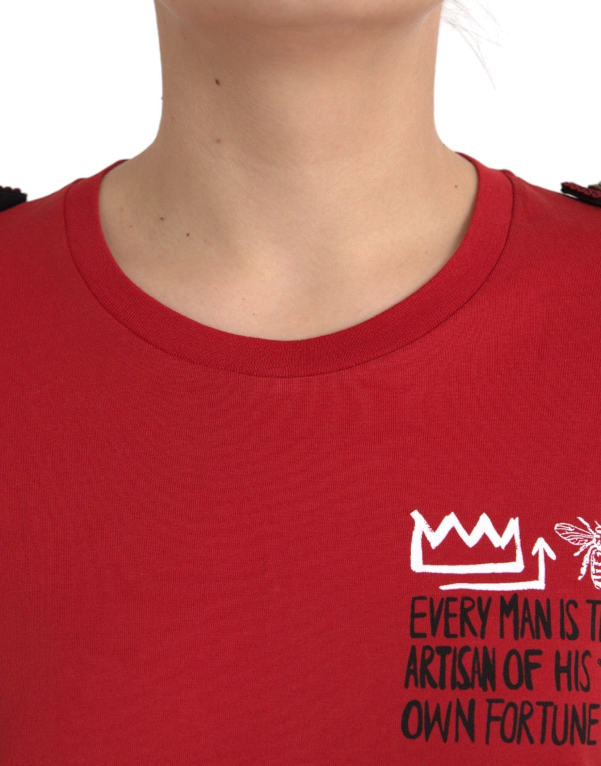 Rotes Baumwoll-T-Shirt mit Rundhalsausschnitt und grafischem Print