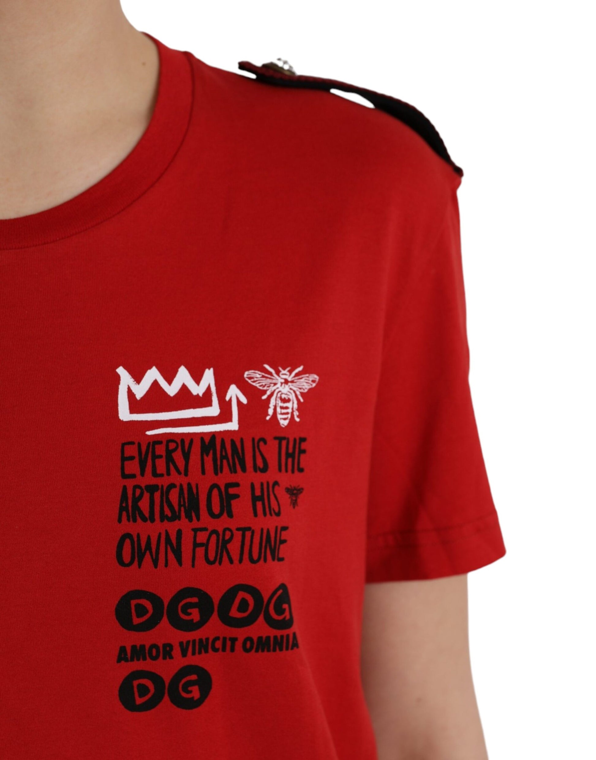 Rotes Baumwoll-T-Shirt mit Rundhalsausschnitt und grafischem Print