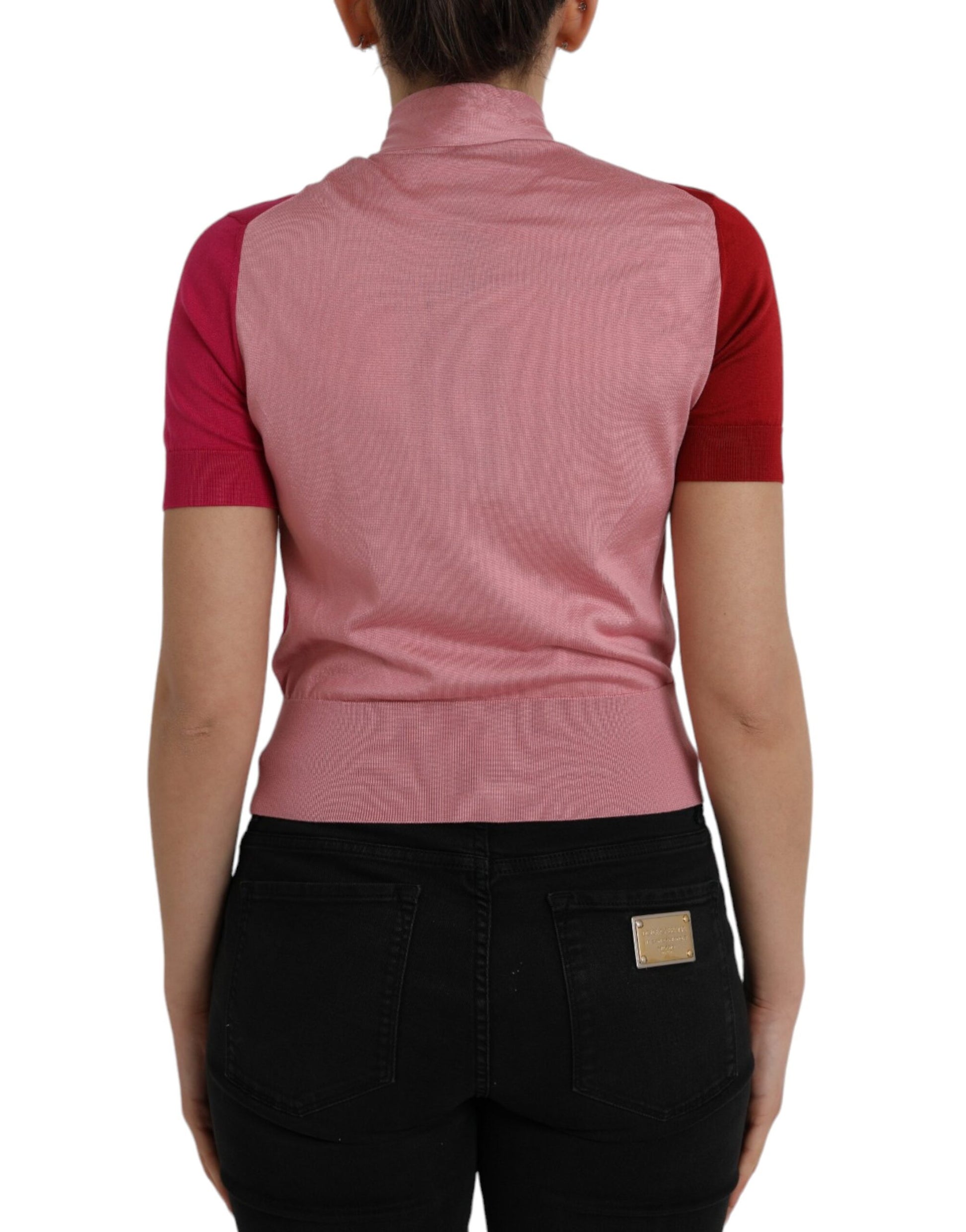 Rosafarbenes Pullover-Oberteil mit Ascot-Kragen und kurzen Ärmeln